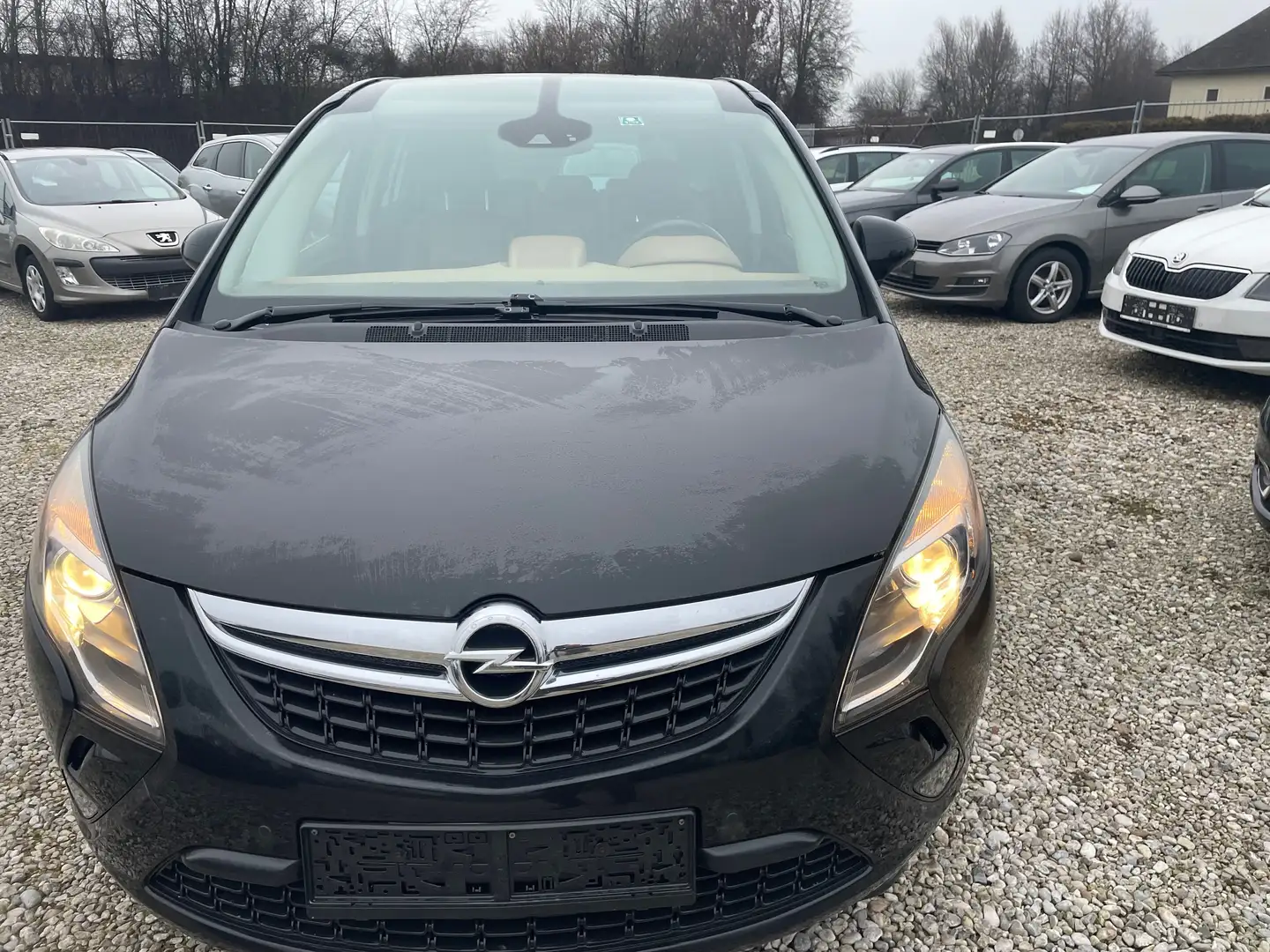 Opel Zafira Tourer 1,6 CDTI+lederausstattung+navi +rückfahrkamera Schwarz - 2