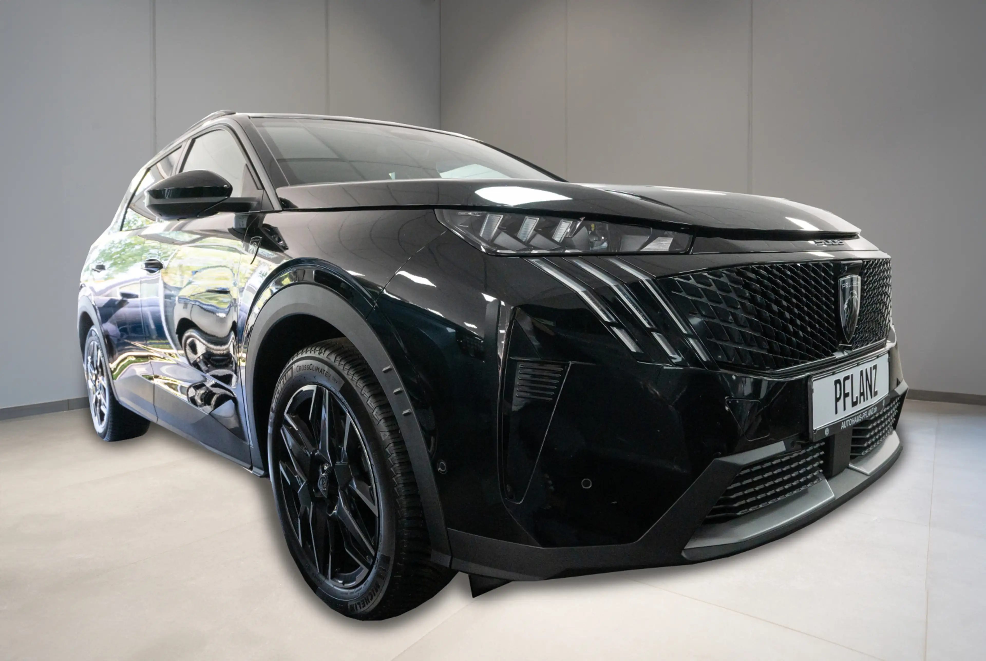 Peugeot 5008 GT HYBRID 145 e-DSC6 — photo 2