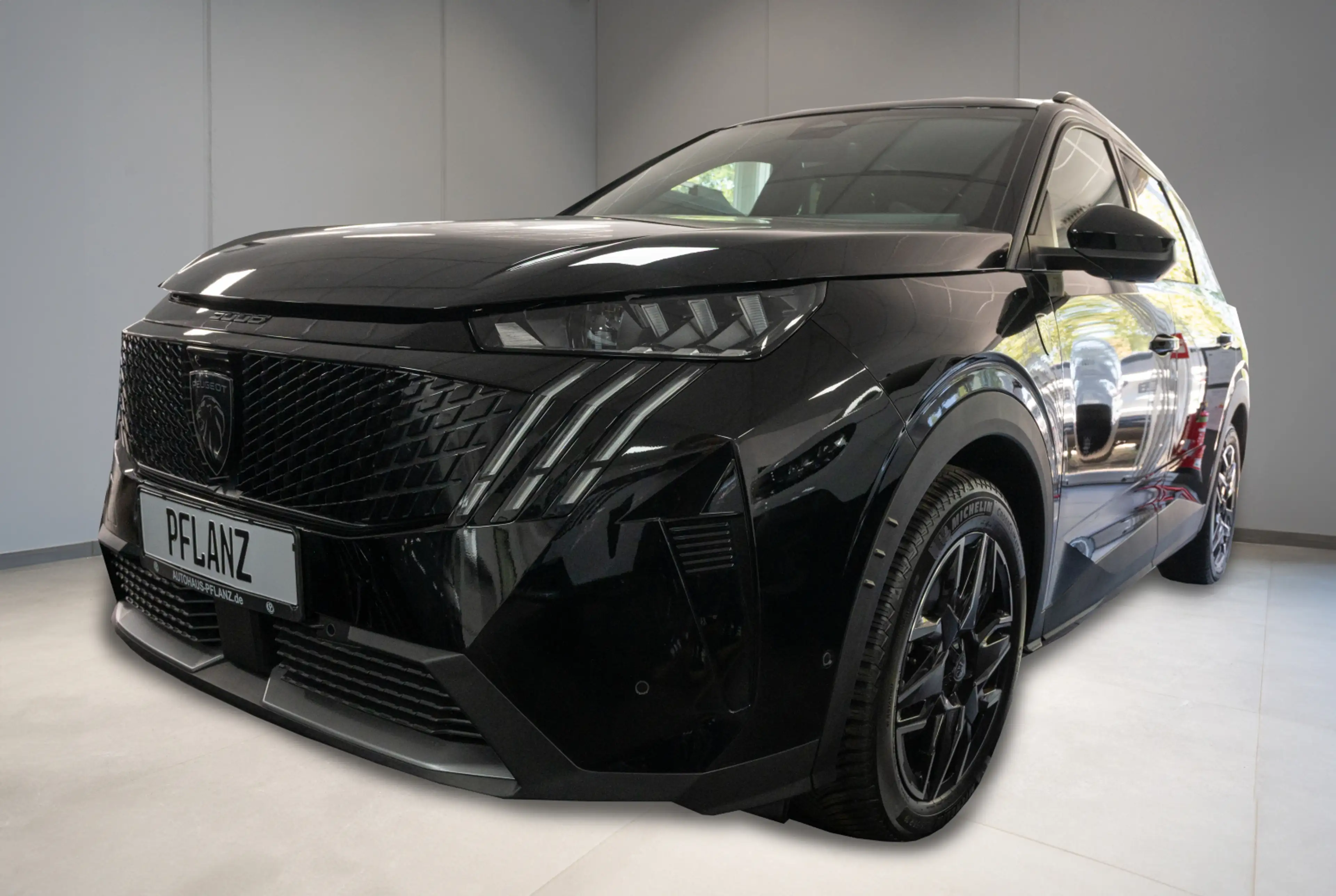 Peugeot 5008 GT HYBRID 145 e-DSC6