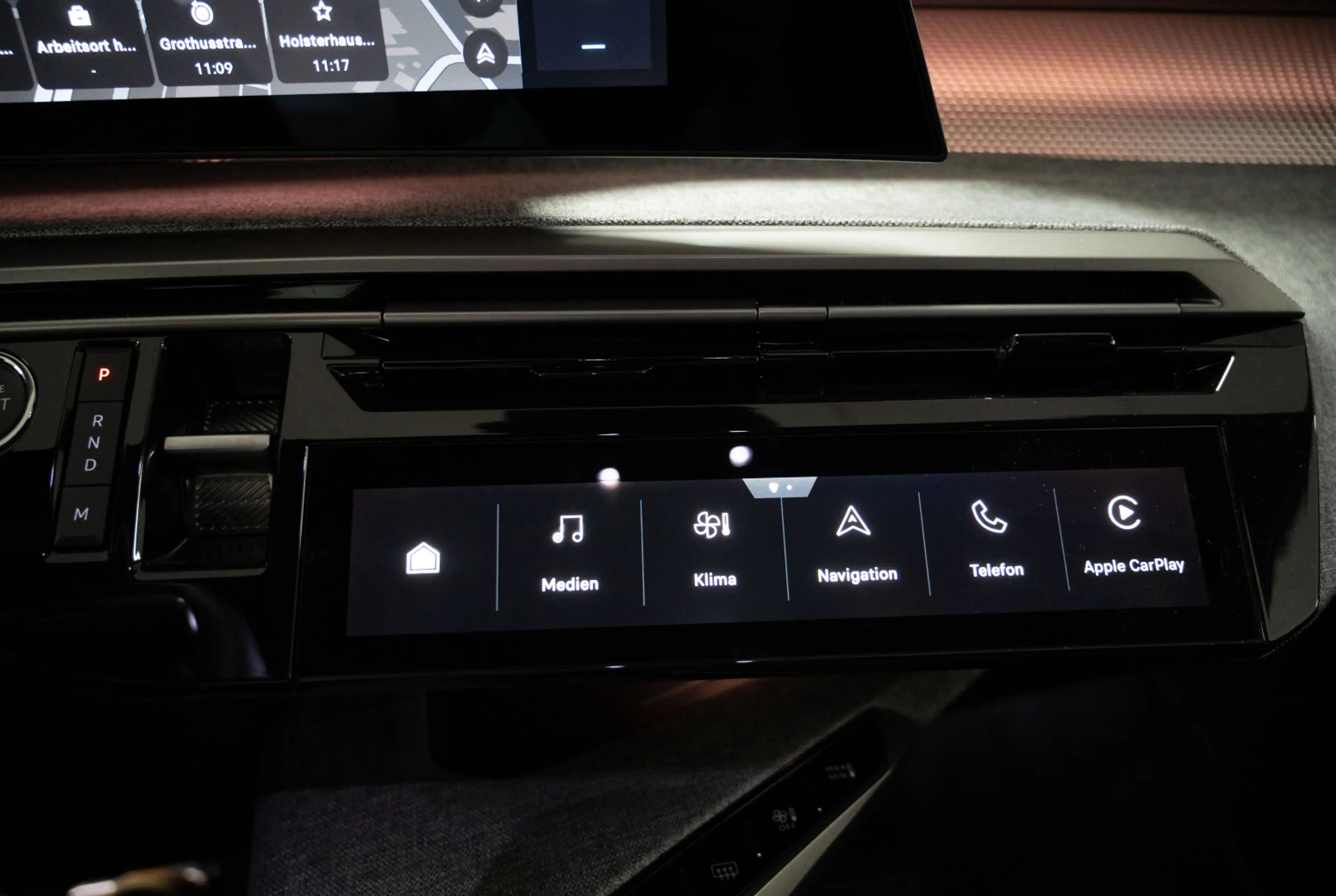Peugeot 5008 GT HYBRID 145 e-DSC6 — photo 9