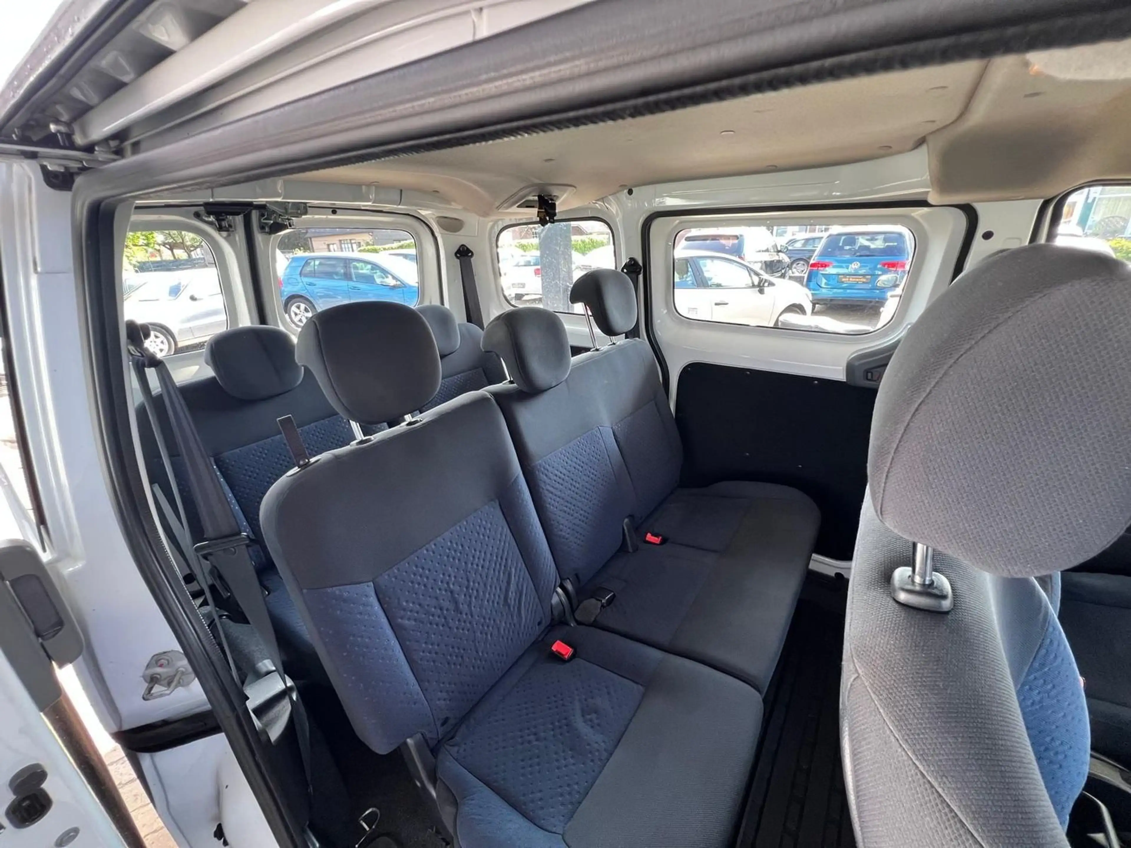 Nissan NV200 Evalia 1.5 dCi Kombi Comfort 7 Sitze — photo 19