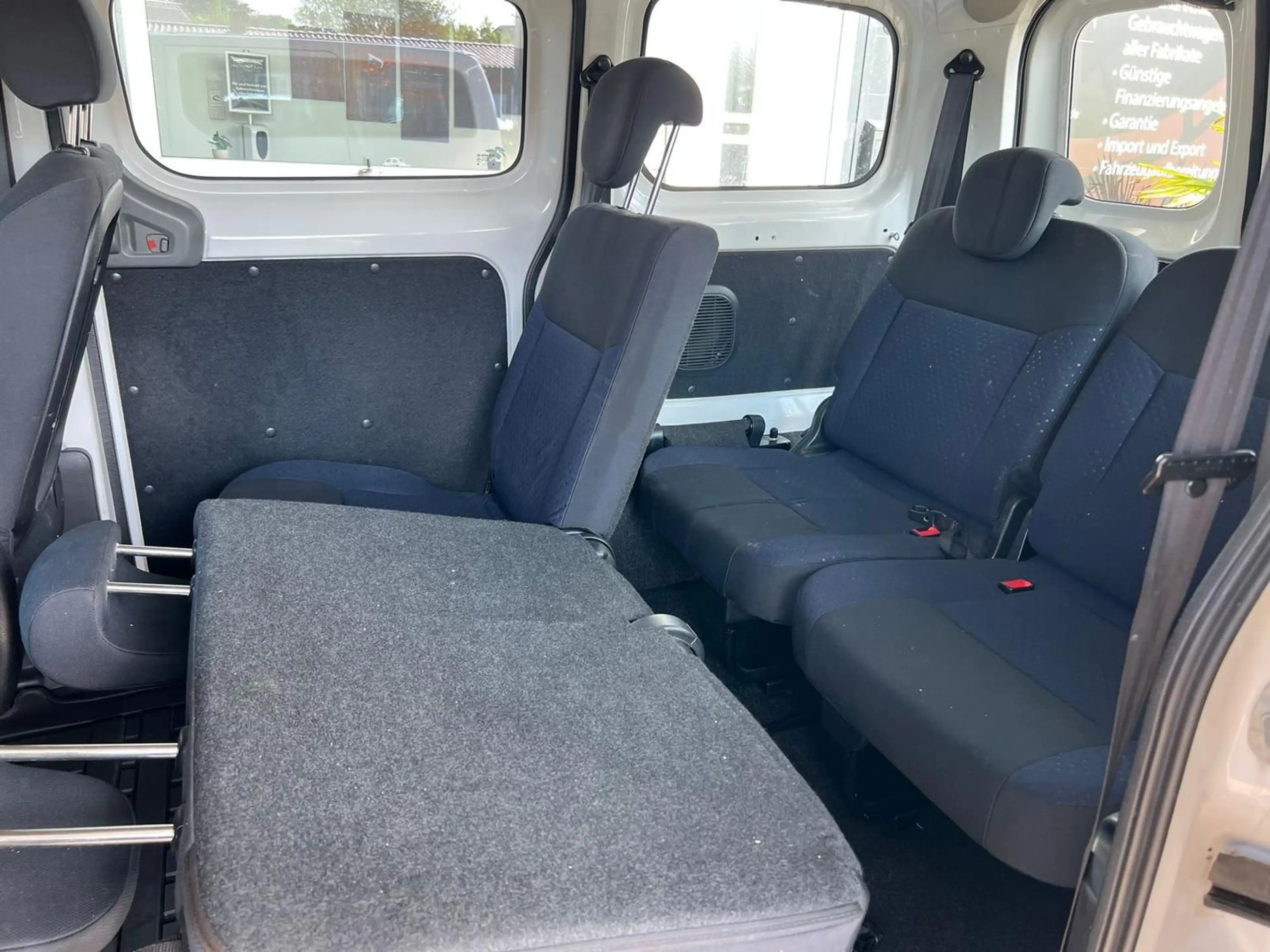 Nissan NV200 Evalia 1.5 dCi Kombi Comfort 7 Sitze — photo 17