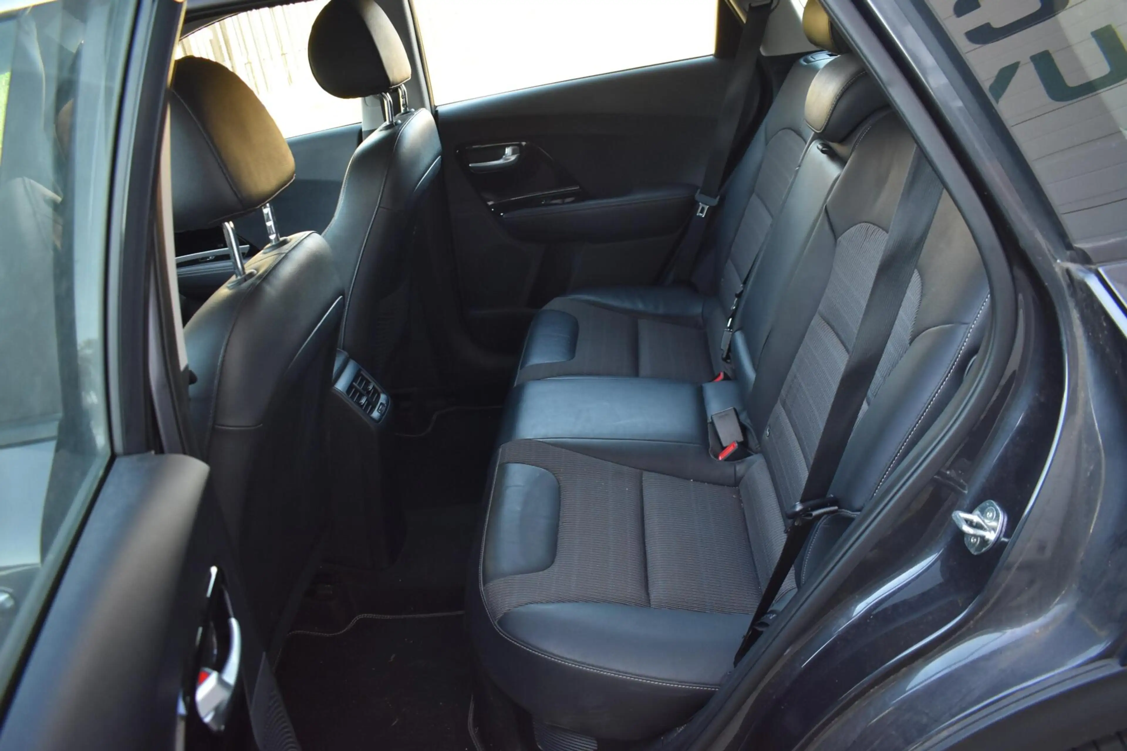 Kia Niro 1.6 GDi Hybrid DynamicLine | Trekhaak | Camera | C — photo 7