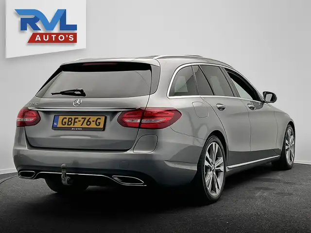 Mercedes-Benz C-Class view 5