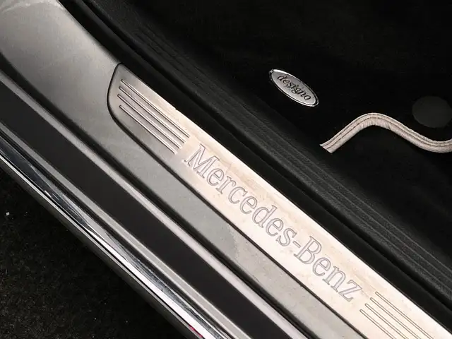 Mercedes-Benz C-Class view 13