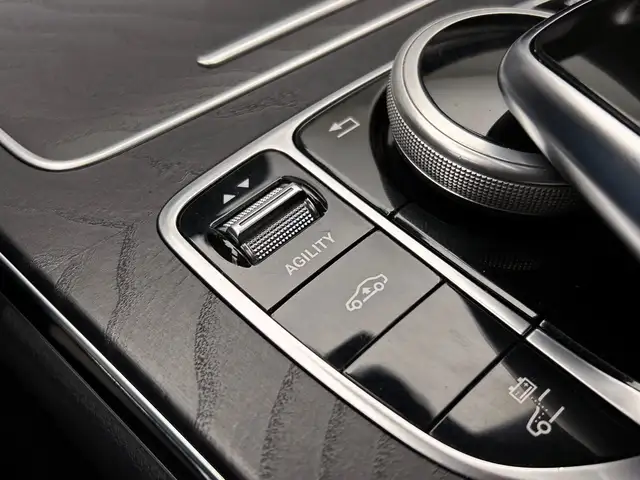 Mercedes-Benz C-Class view 15