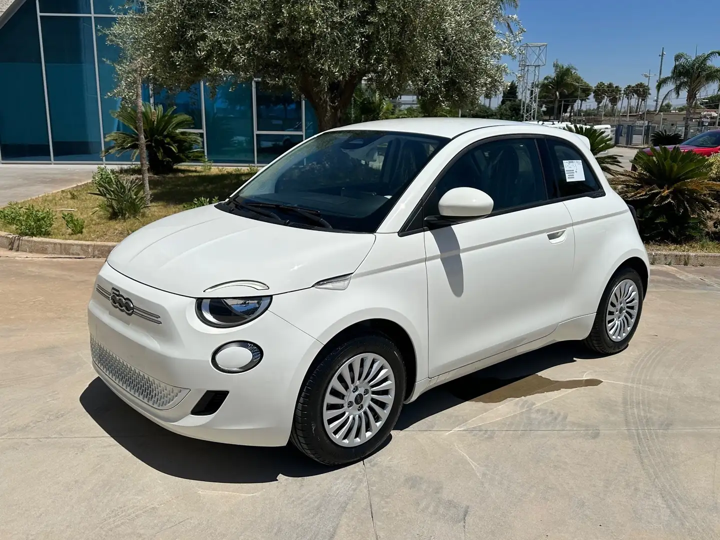 Fiat 500e Bev offerta T-Stock prezzo imperdibile Bianco - 1