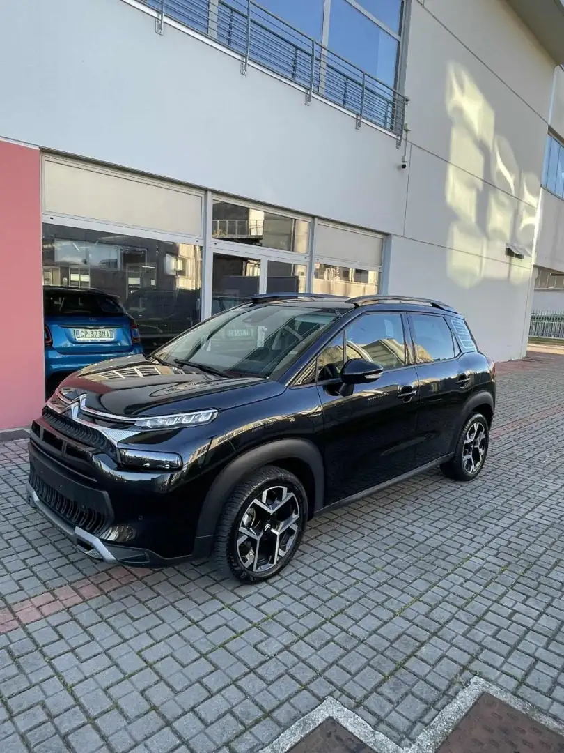 Citroen C3 Aircross PureTech 110 S&S Shine Pack Schwarz - 2