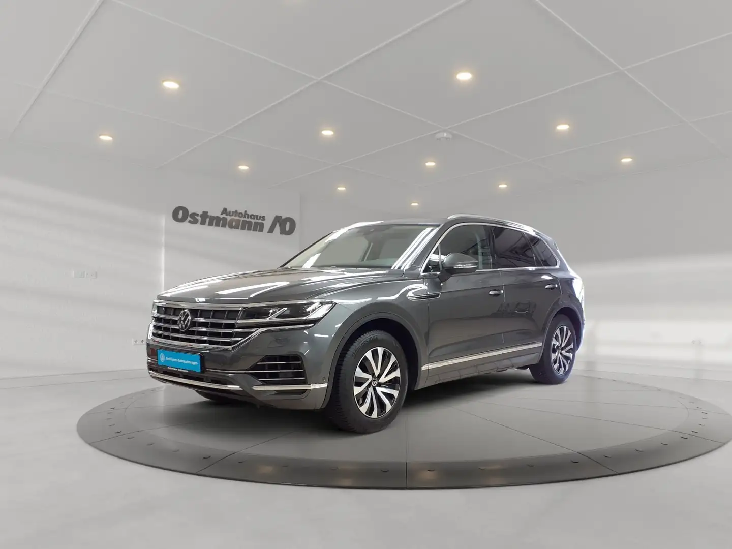 Volkswagen Touareg 3.0 V6 4Motion Elegance *Lust*AHK* Grau - 2