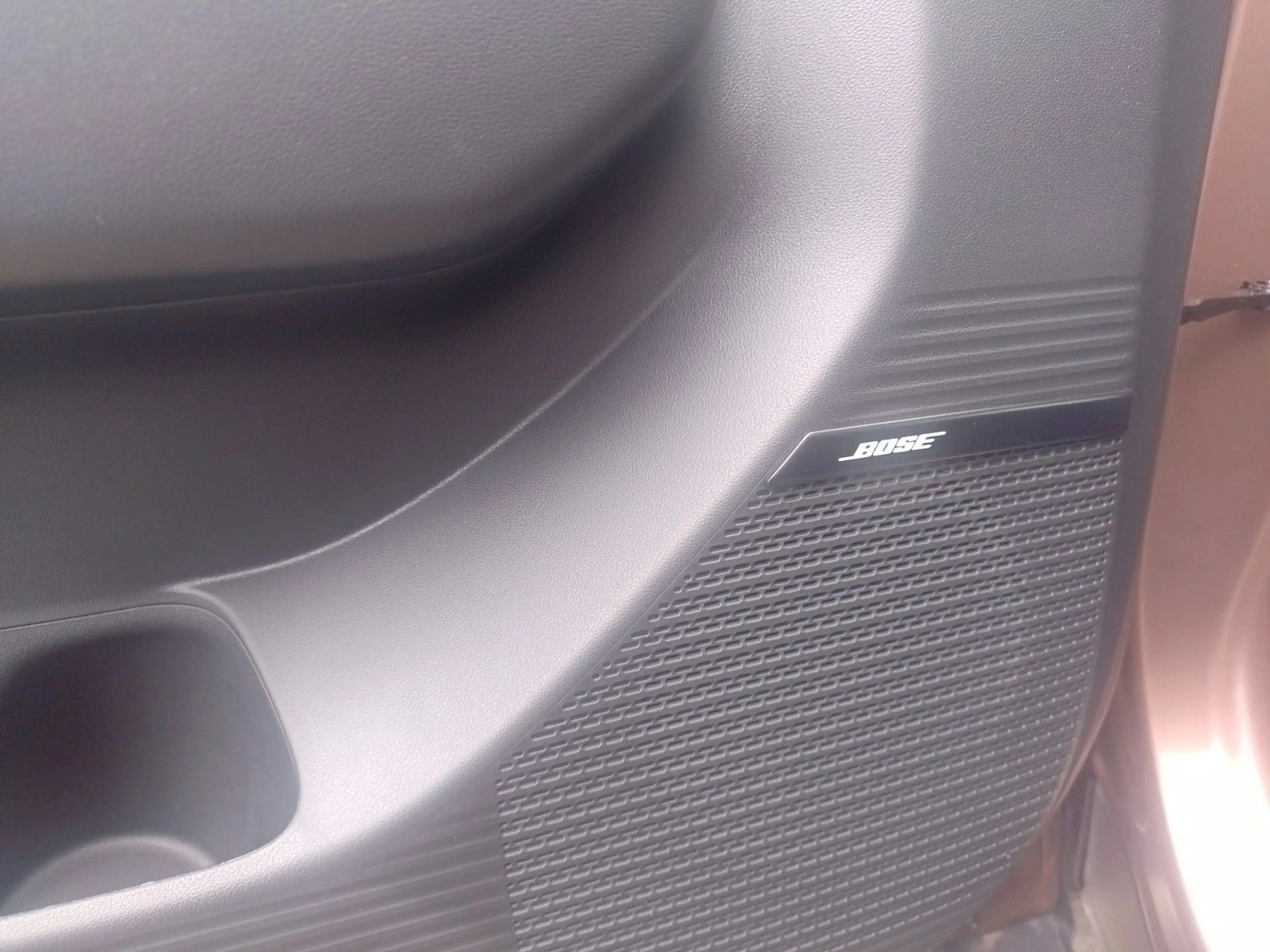 Hyundai SANTA FE 1.6 T Hybrid 176kW 2WD Blackline Pano — photo 6