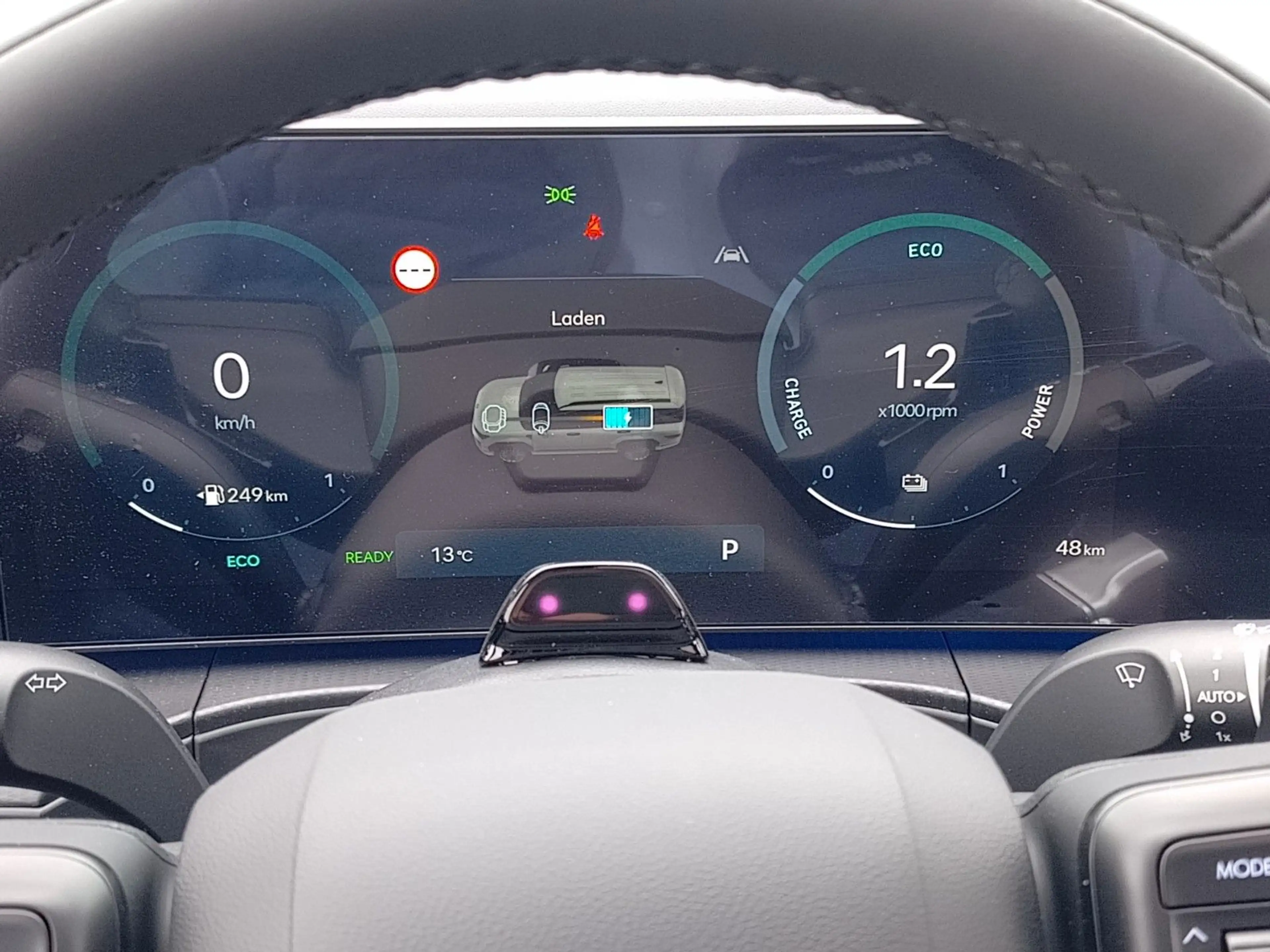 Hyundai SANTA FE 1.6 T Hybrid 176kW 2WD Blackline Pano — photo 9
