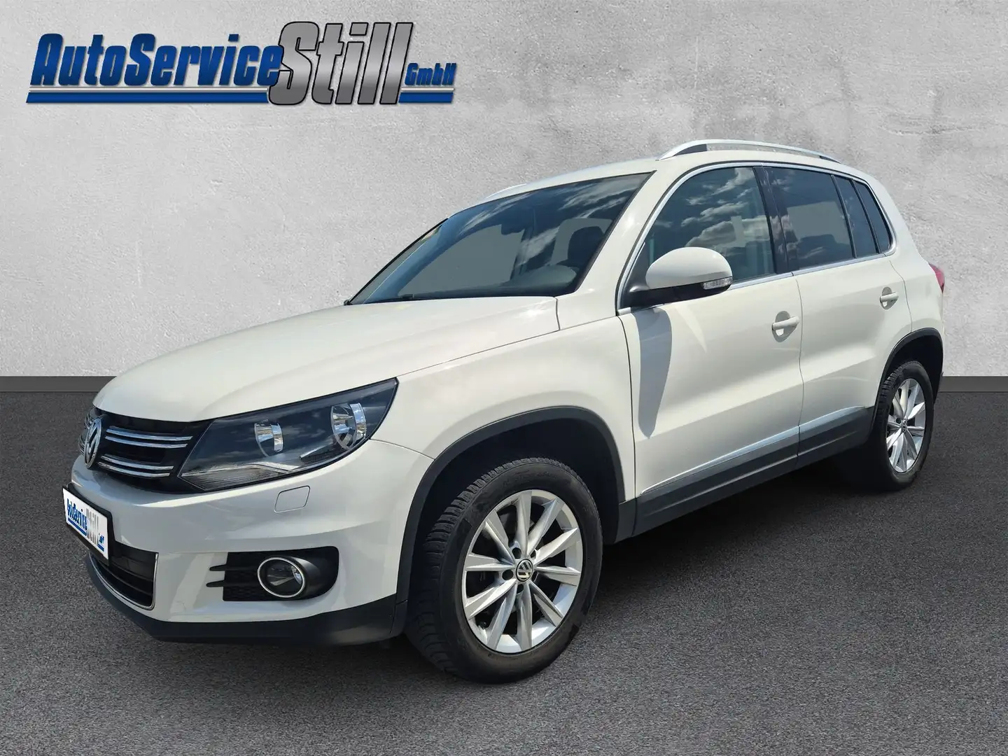 Volkswagen Tiguan Sport & Style / 4Motion / Allwetter / 2 Hand Wit - 1