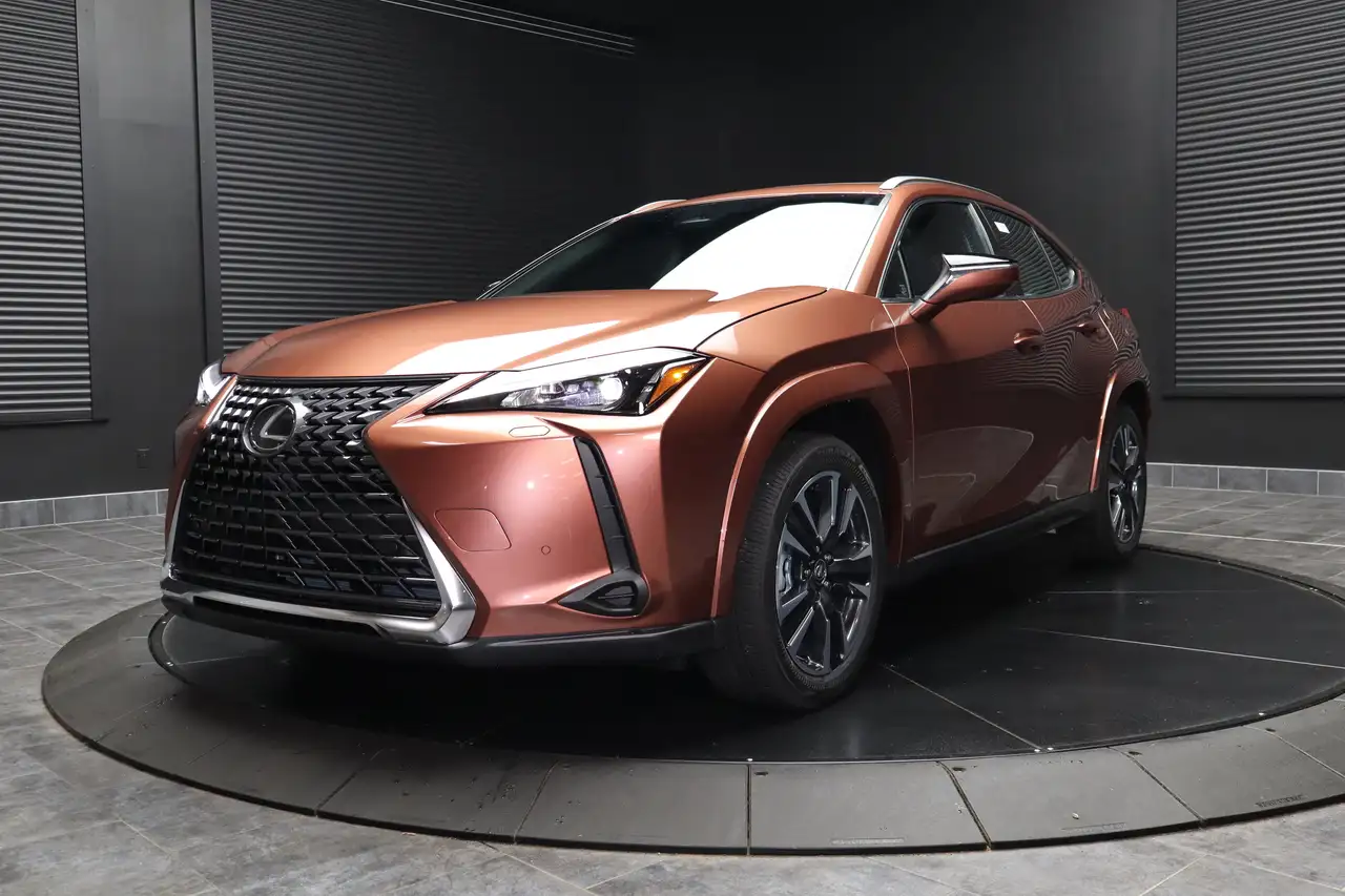Lexus UX photo Lexus UX