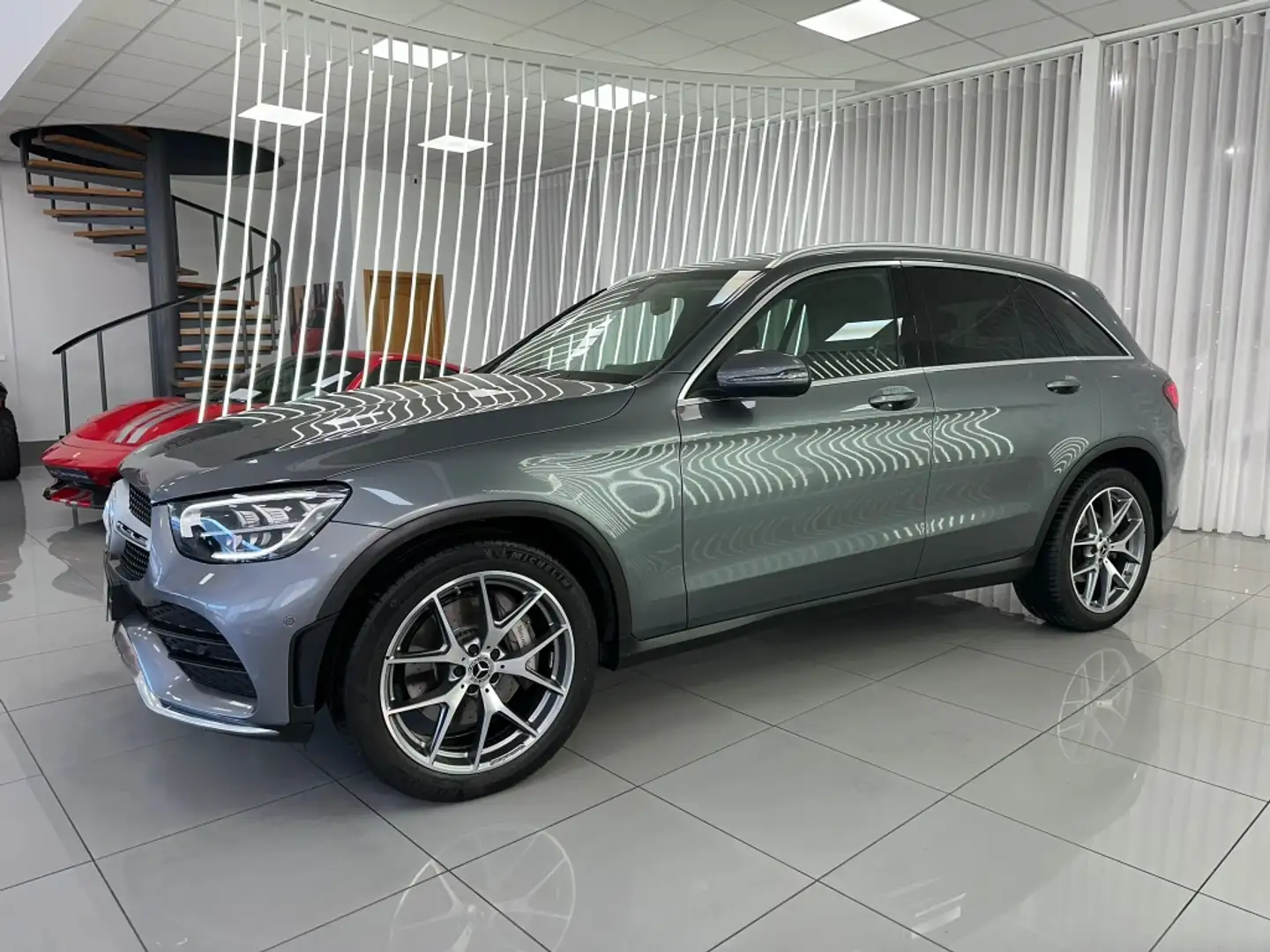 Mercedes-Benz GLC 220 220d 4Matic 9G-Tronic Gris - 2