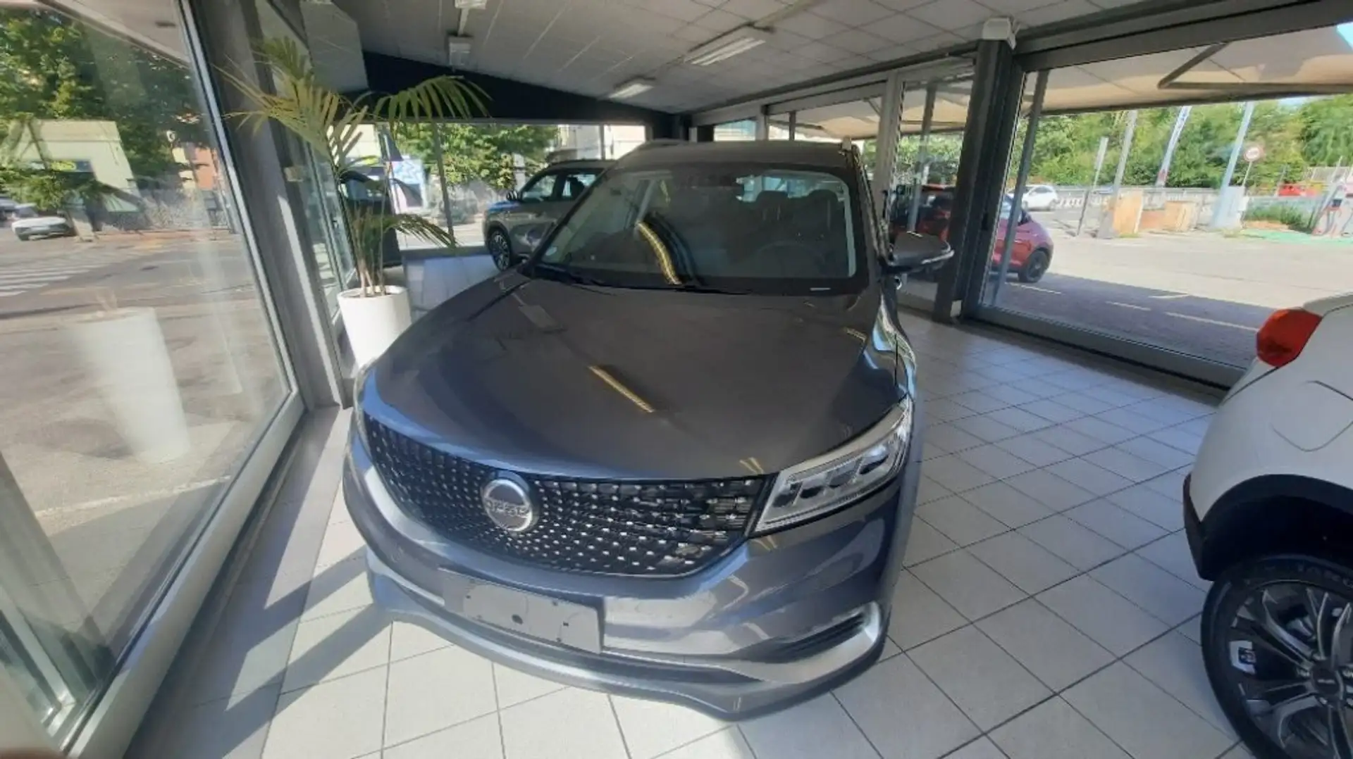 DFSK Glory 580 1.5 GPL/ Bifuel aut. Grau - 1