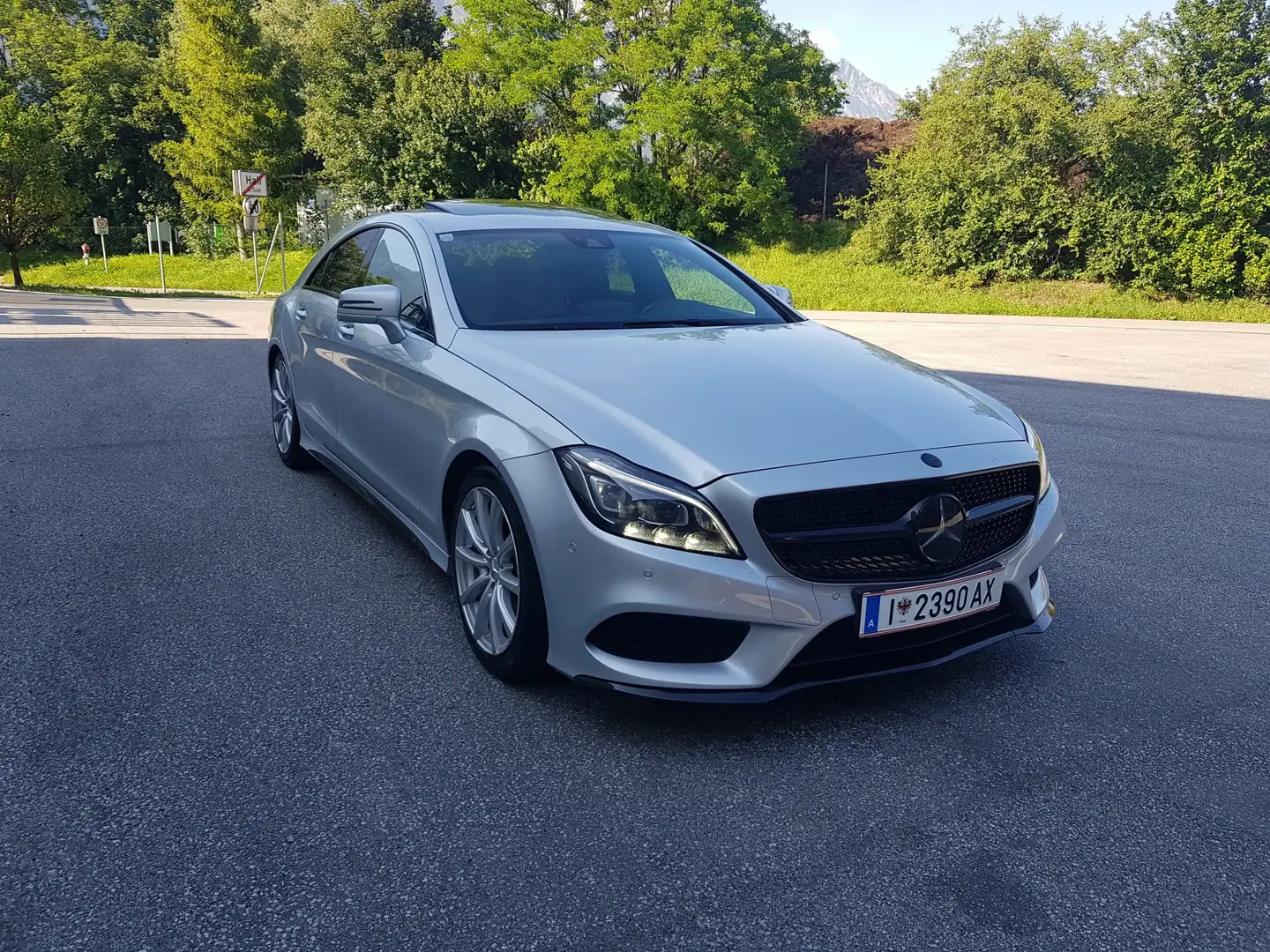 Mercedes-Benz CLS 350 CLS 350 BlueTec / d 4Matic (218.394) Silber - 1