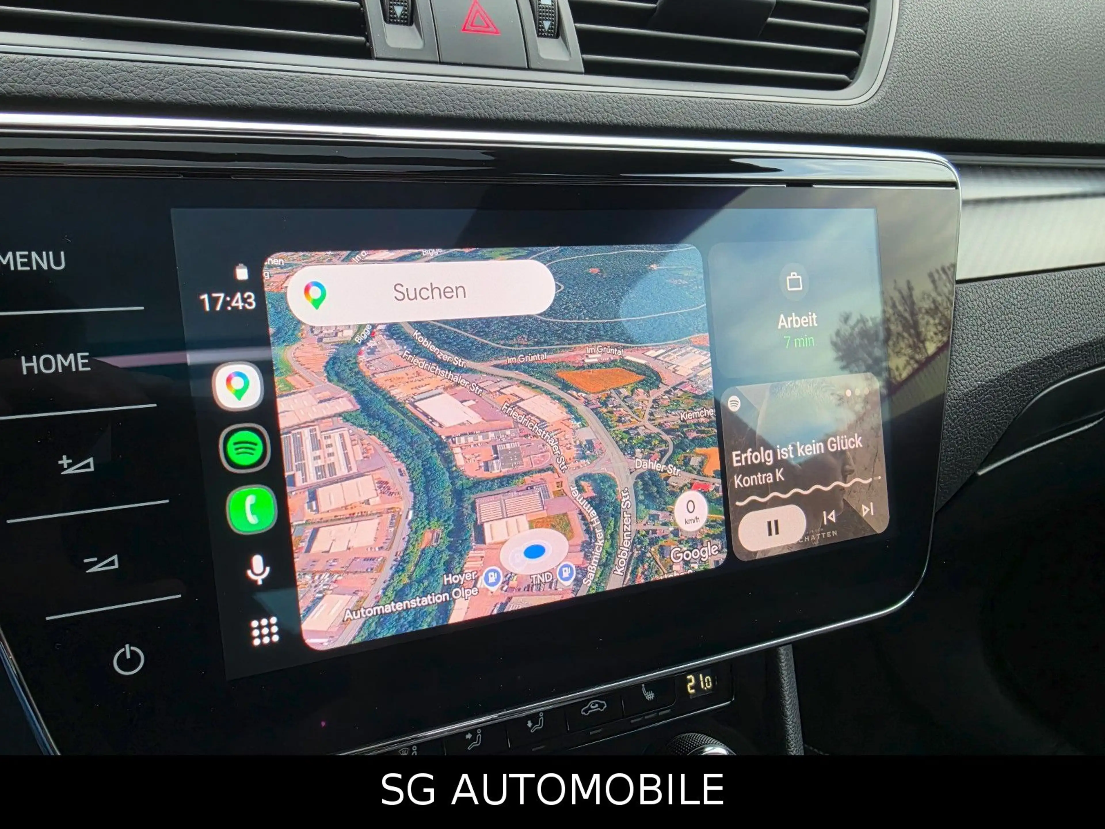 Skoda Superb Combi 2.0 TDI DSG Sportline 4x4 °AHK°PANO — photo 15