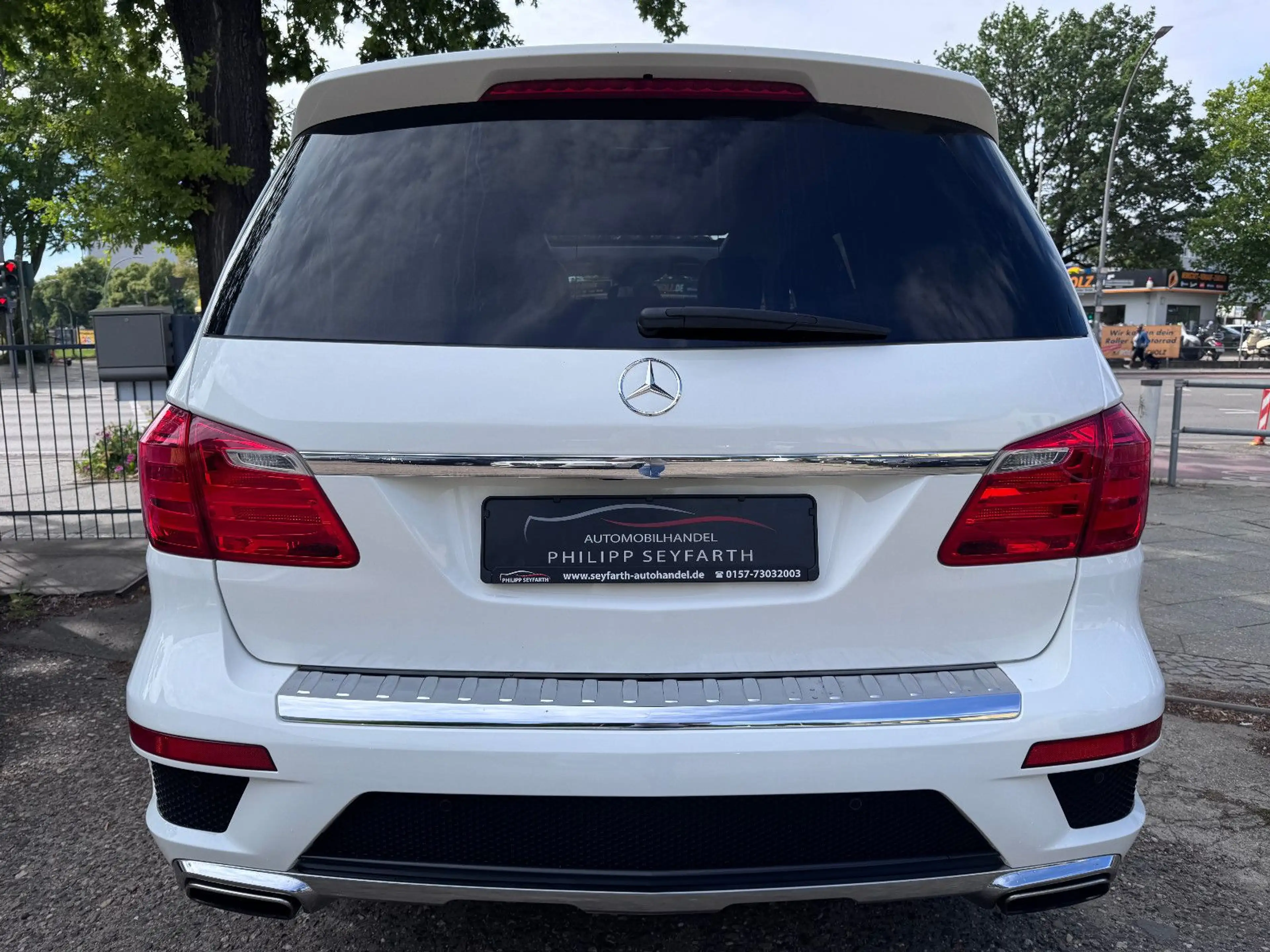 Mercedes-Benz GL 500 *AMG PAKET*H&K SOUND*360°*MASSAGE* — photo 6