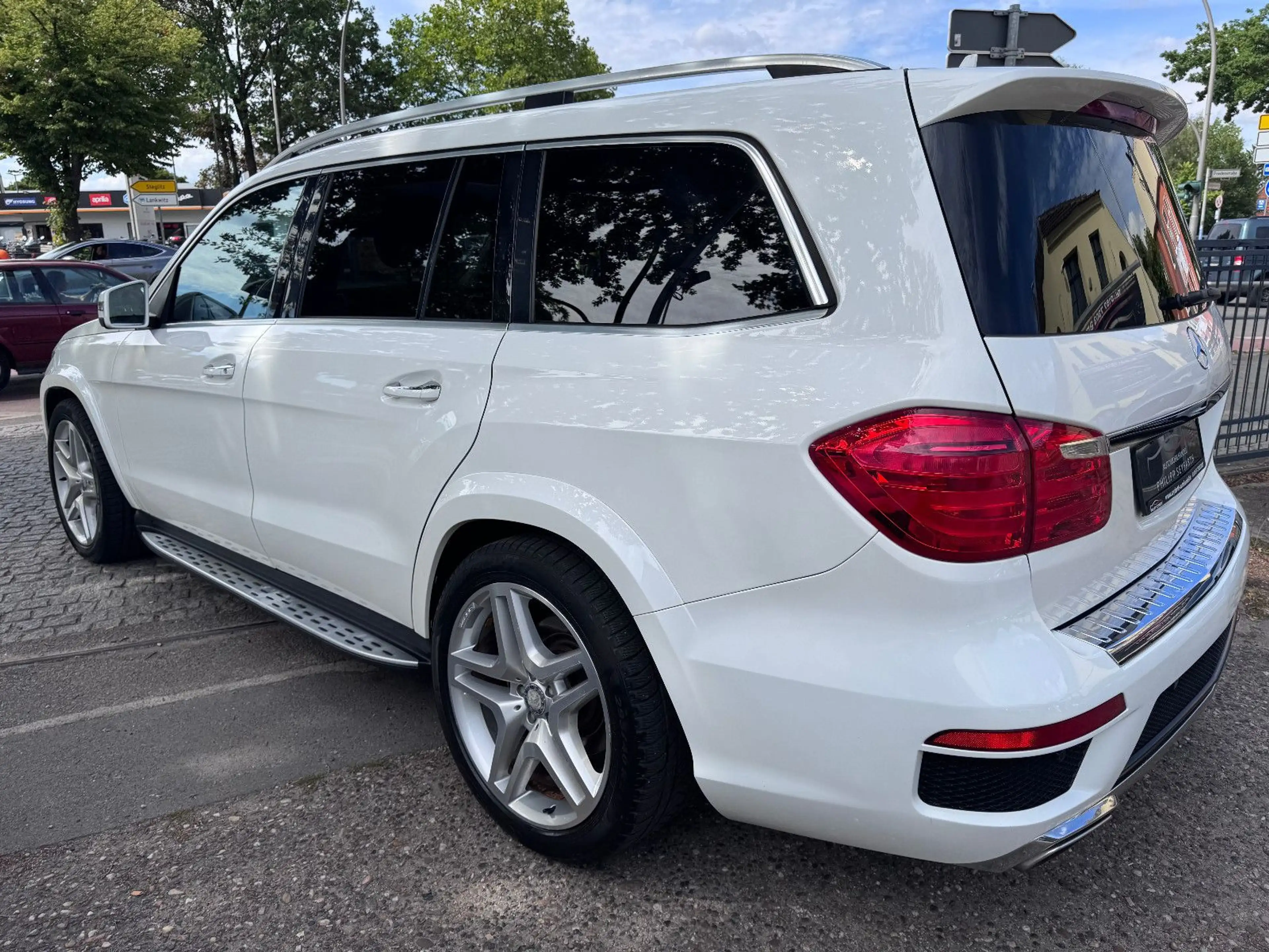 Mercedes-Benz GL 500 *AMG PAKET*H&K SOUND*360°*MASSAGE* — photo 7