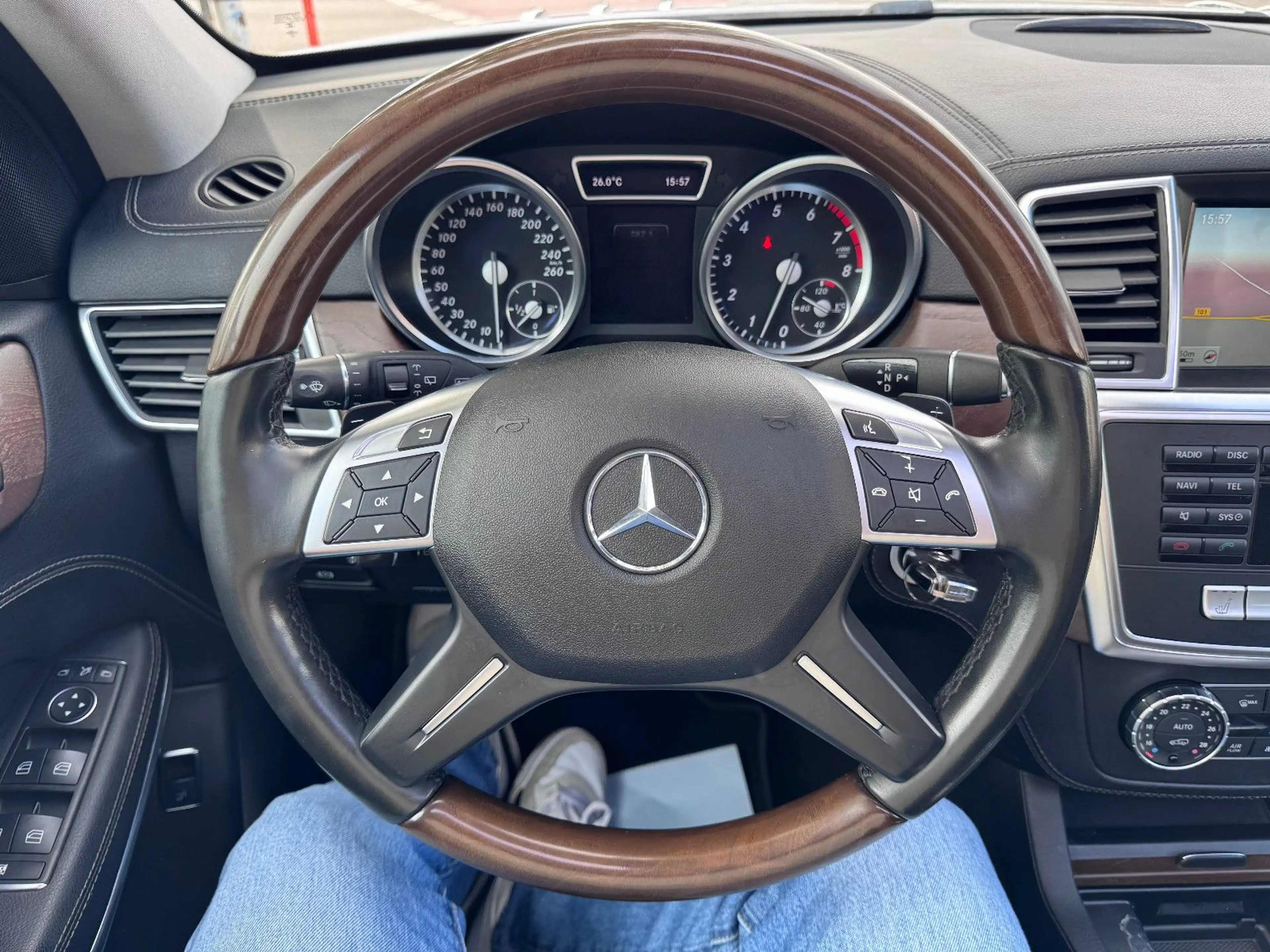 Mercedes-Benz GL 500 *AMG PAKET*H&K SOUND*360°*MASSAGE* — photo 14