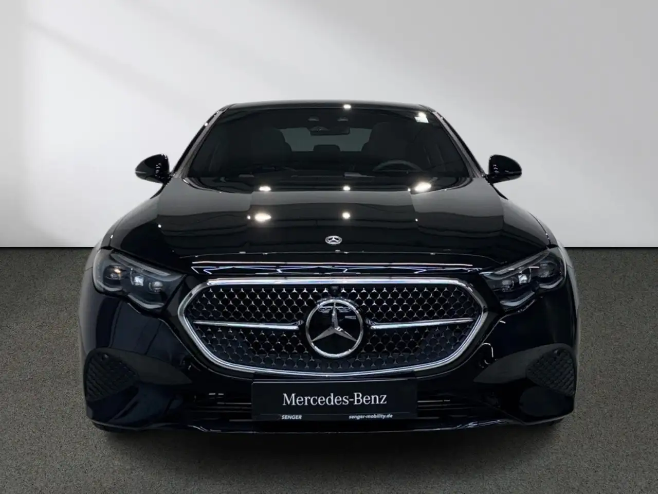 Mercedes-Benz E 200 d Avantgarde Night Edition Panorama 5