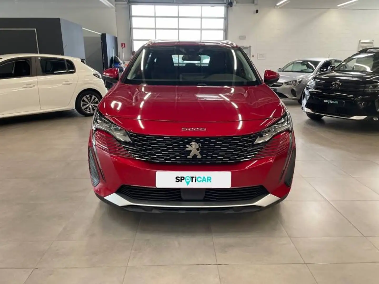 Peugeot 5008 2 1.2 PureTech 96kW S&S EAT8 Allure Pack Rouge - 2