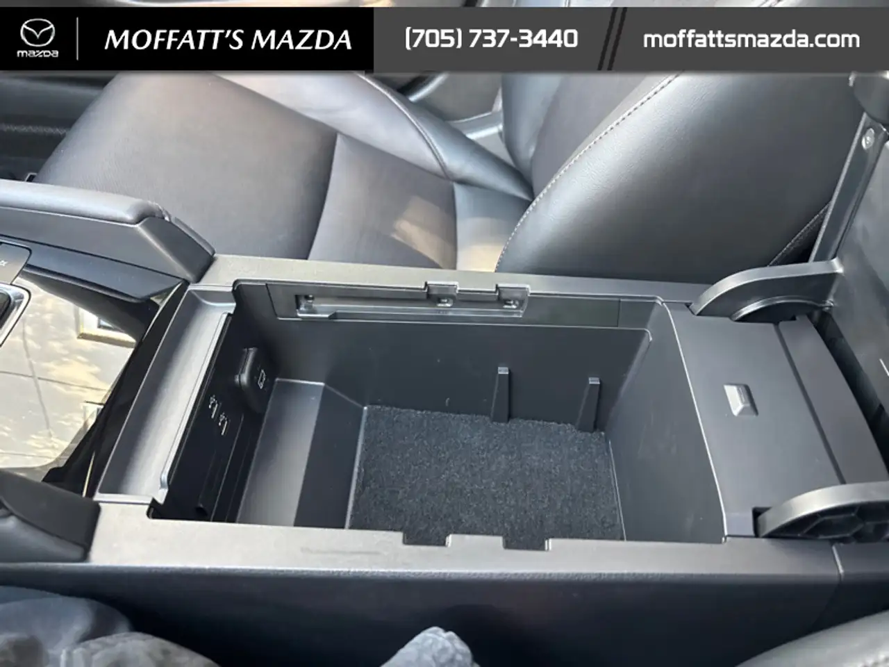 Mazda 3 снимка Mazda 3
