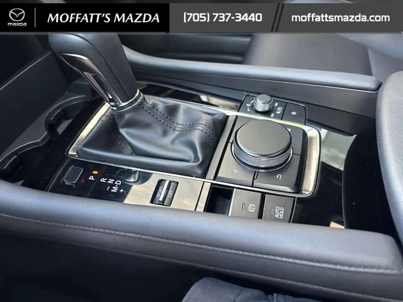 Mazda 3 снимка Mazda 3