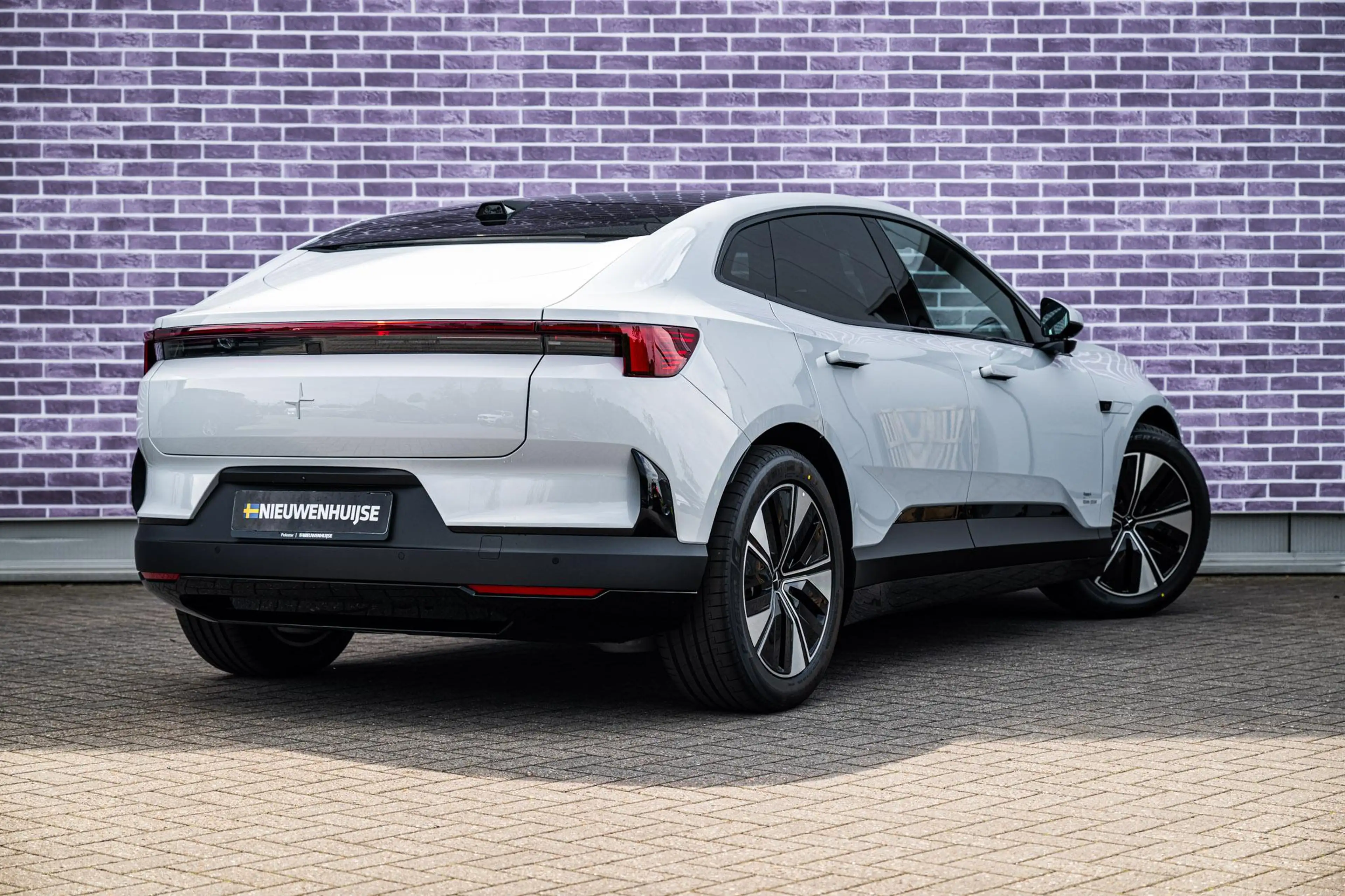 Polestar 4 Long Range Single motor Prime 100 kWh Nieuw op voo — photo 2