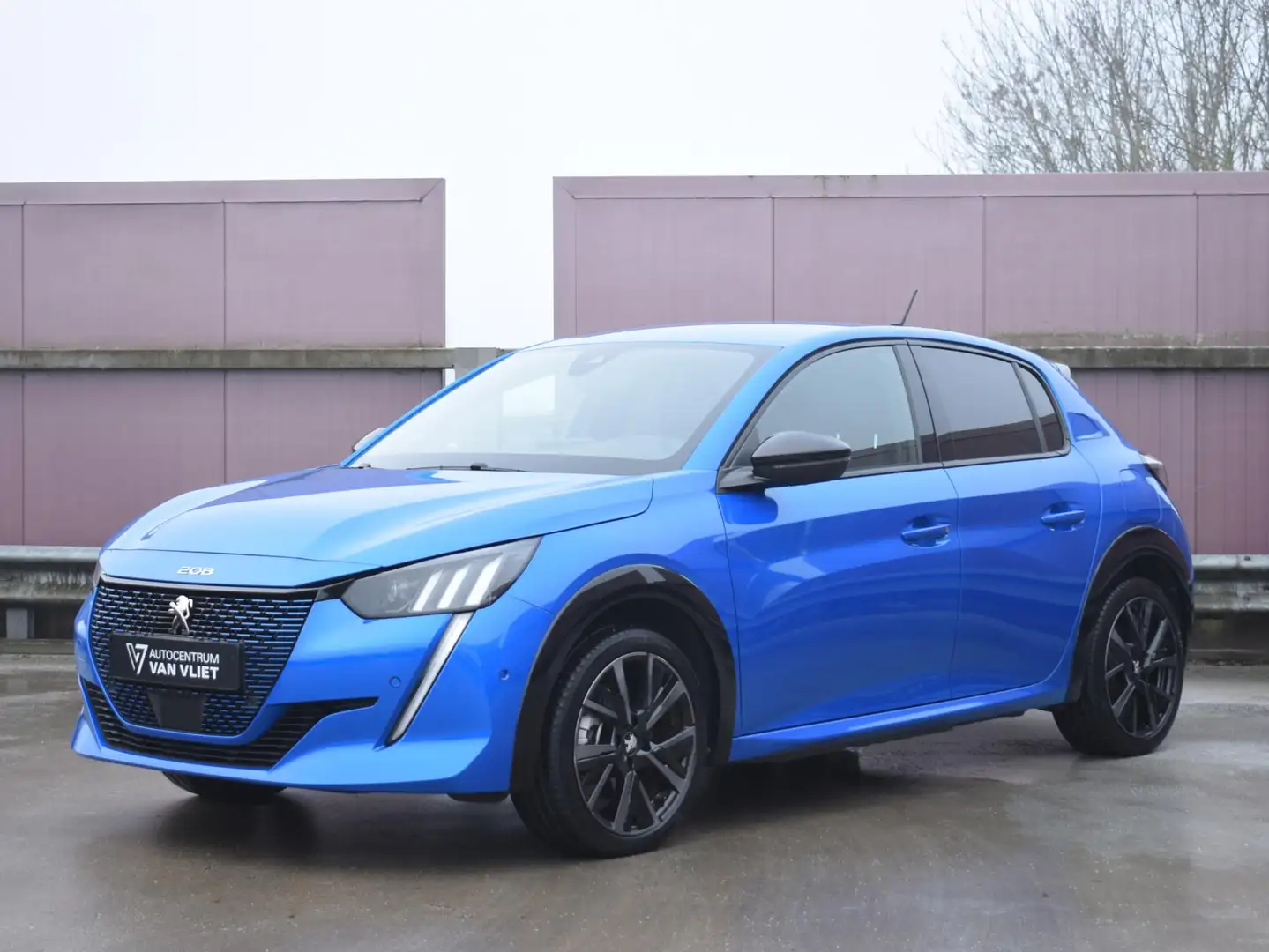 Peugeot e-208 EV GT 50 kWh ACHTERUITRIJCAMERA MET SENSOREN | NAV Blauw - 2