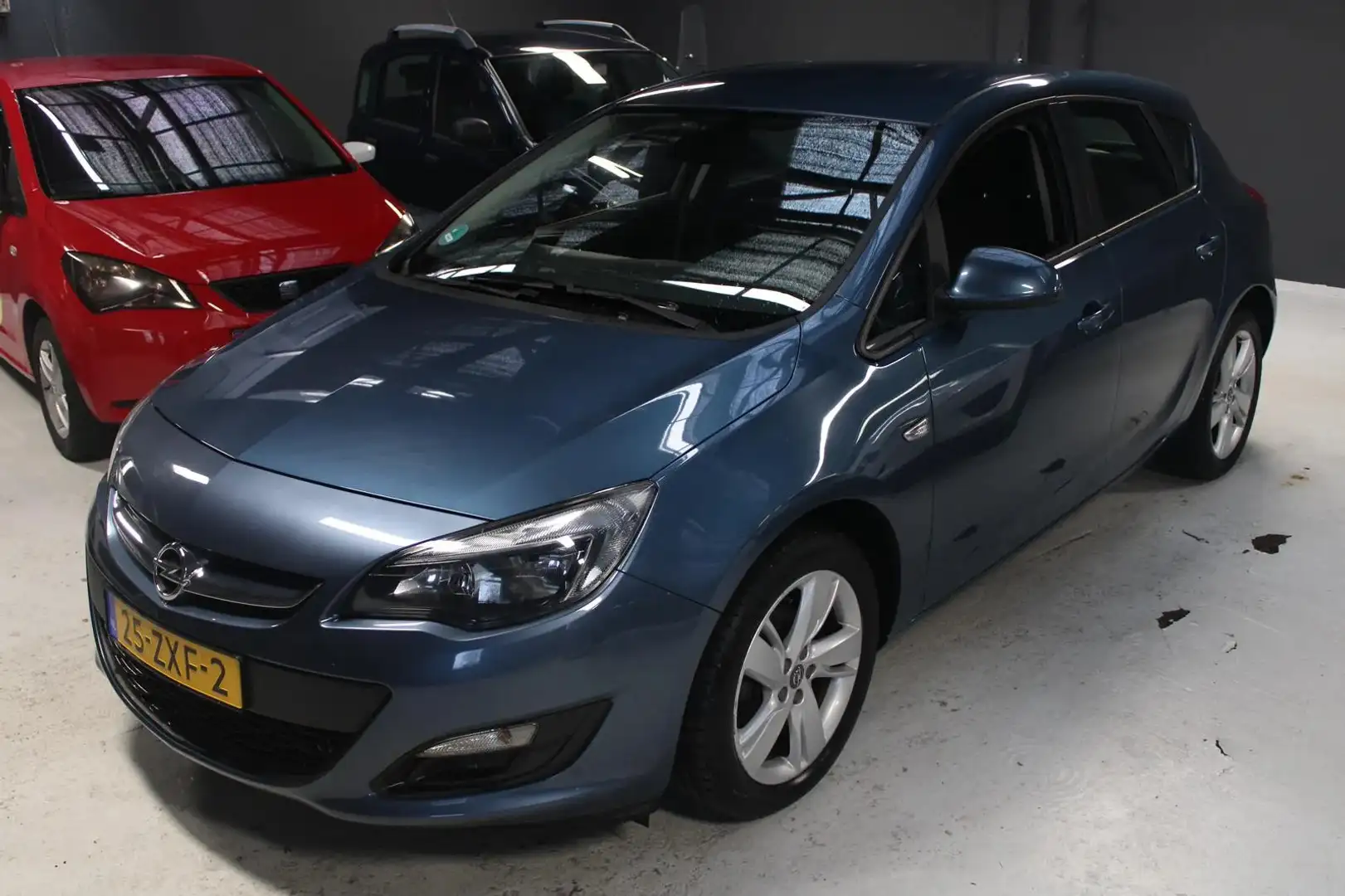 Opel Astra 1.4 Berlin Blau - 2