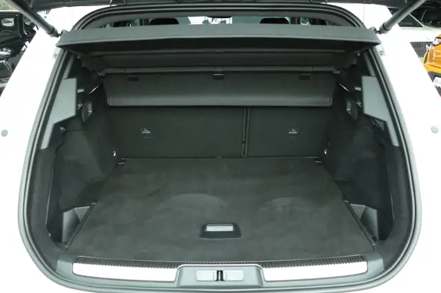DS Automobiles DS 7 Crossback view 6