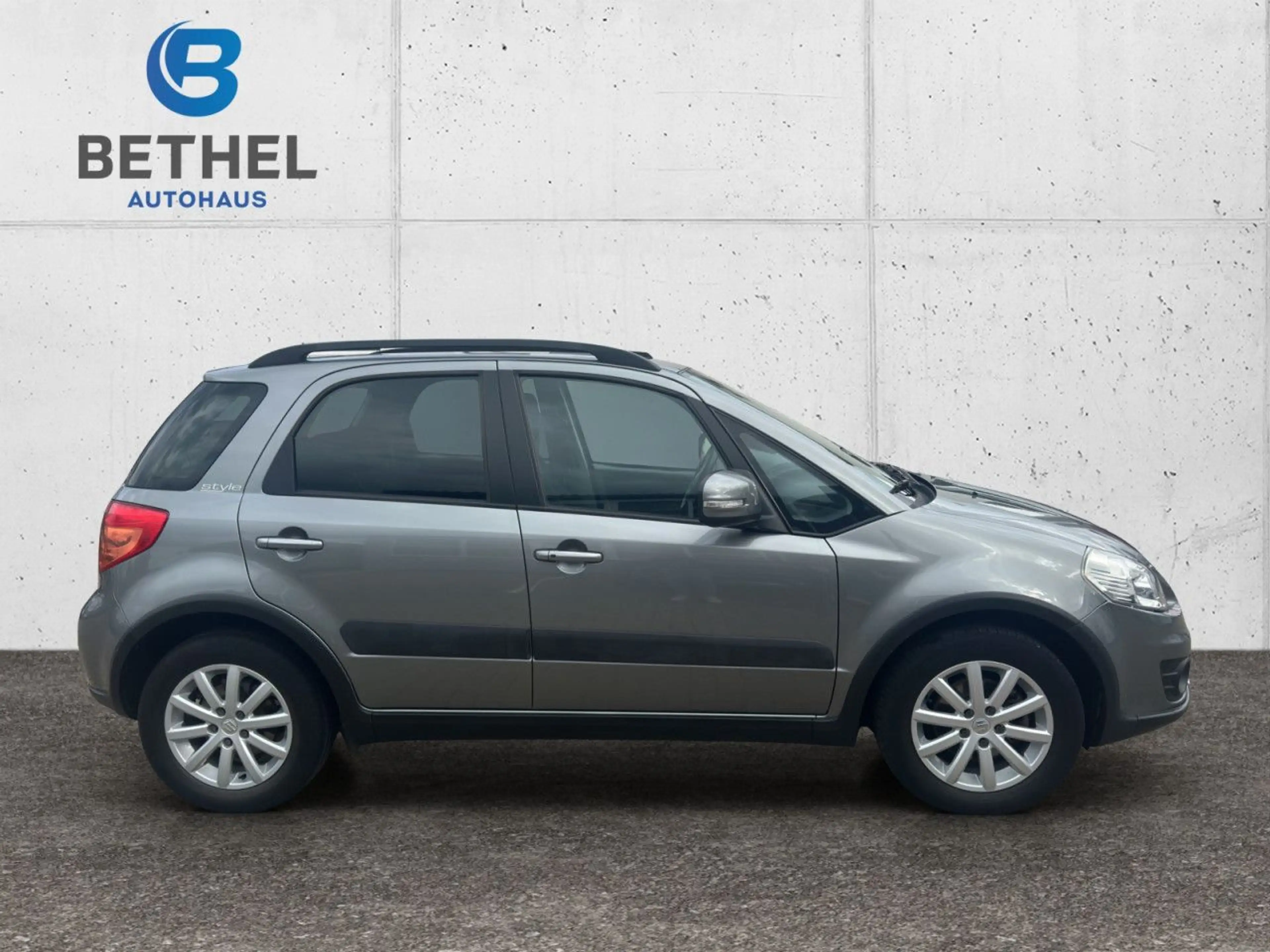Suzuki SX4 1.6 Automatik  Style, Navi, PDC, Shz. Klima — photo 4