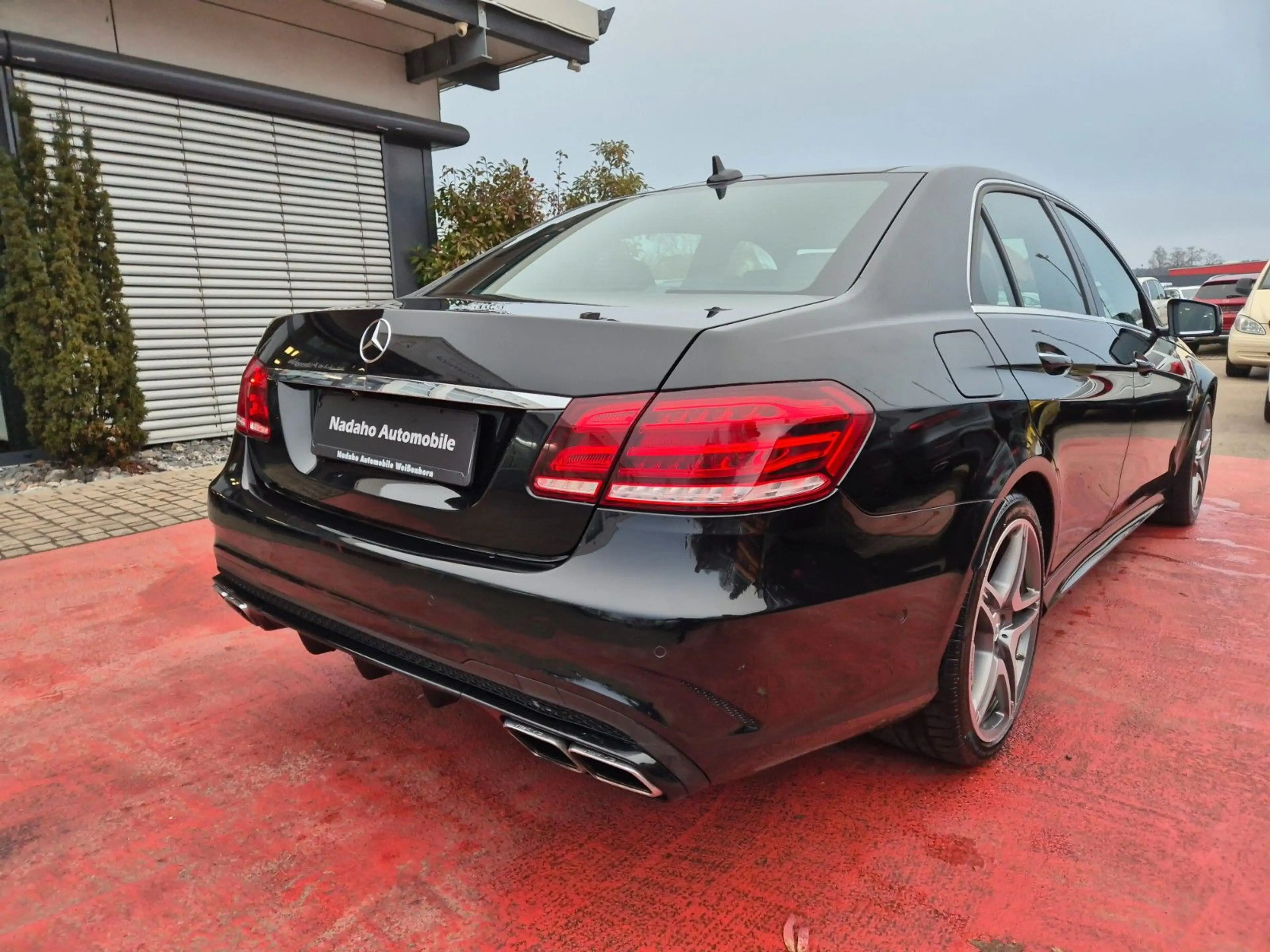 Mercedes-Benz E 63 AMG 4Matic Lim.Pano/Kam/LED — photo 7