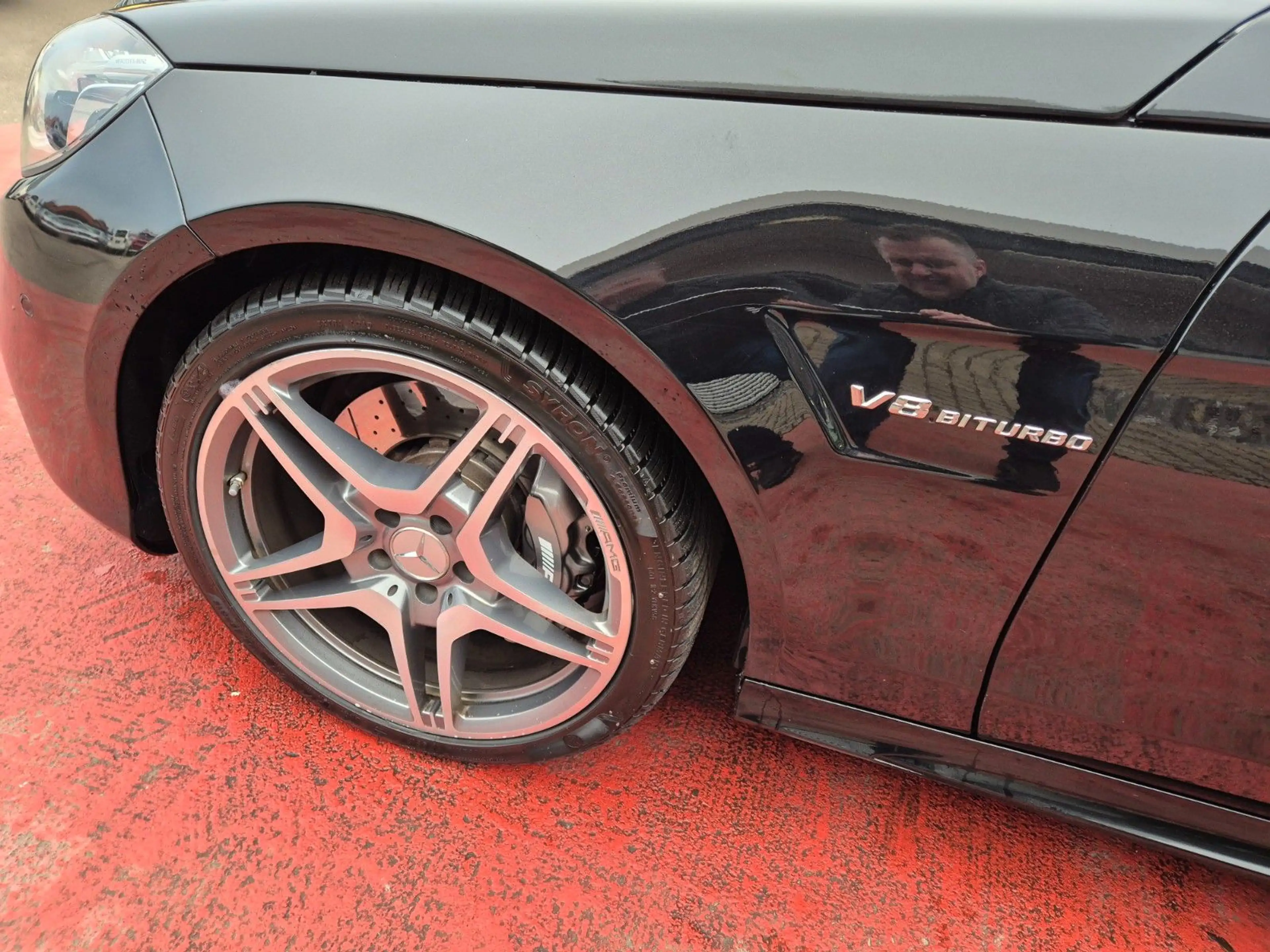Mercedes-Benz E 63 AMG 4Matic Lim.Pano/Kam/LED — photo 11