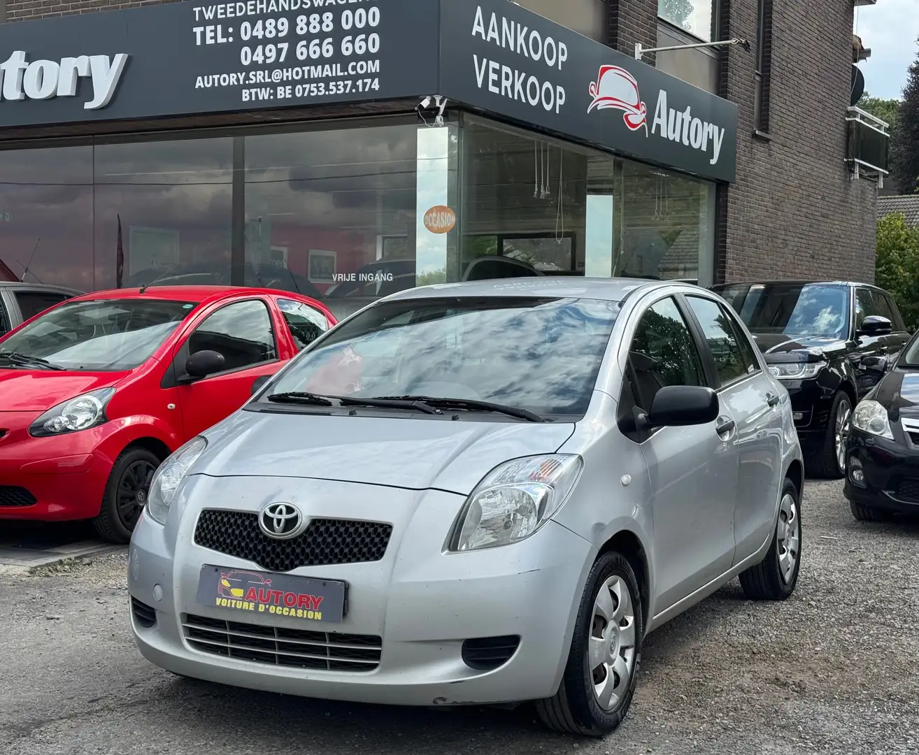 Toyota Yaris Yaris 1.3 - 87 VVT-i Luna Ezüst - 1