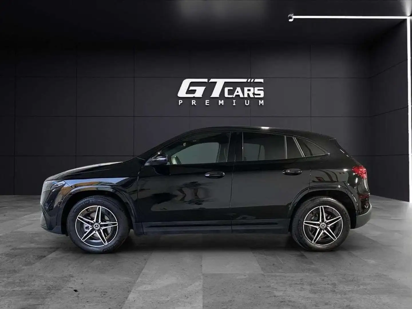 Mercedes-Benz EQA 250+ AMG Negru - 2