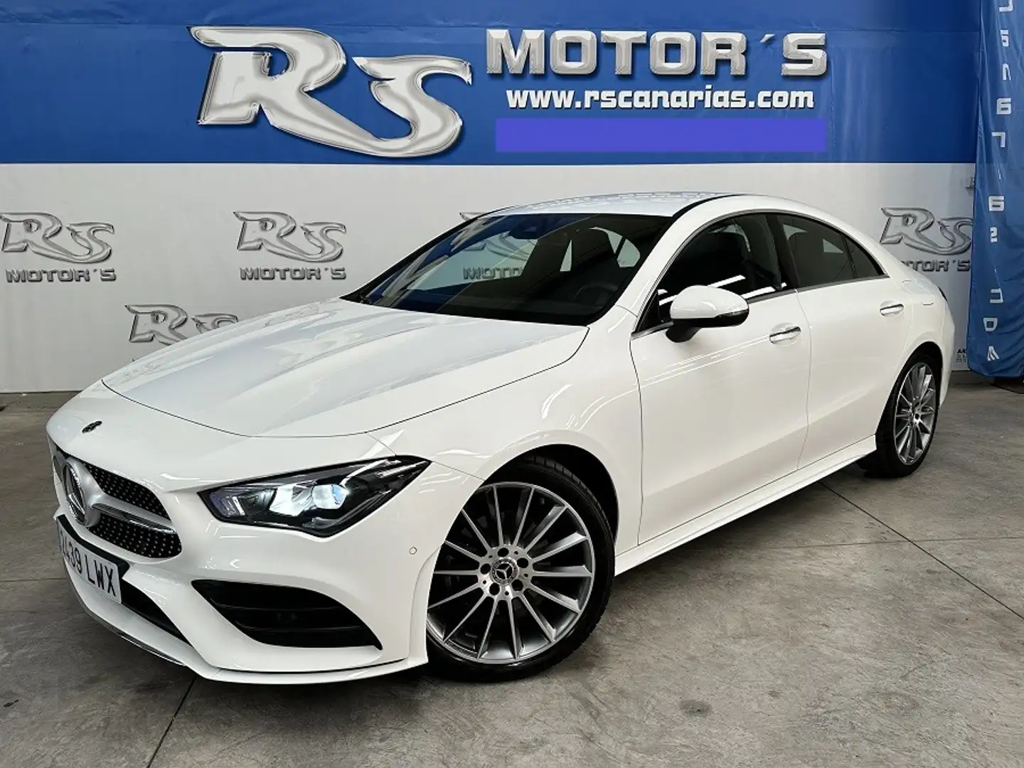 Mercedes-Benz CLA 180 Білий - 1
