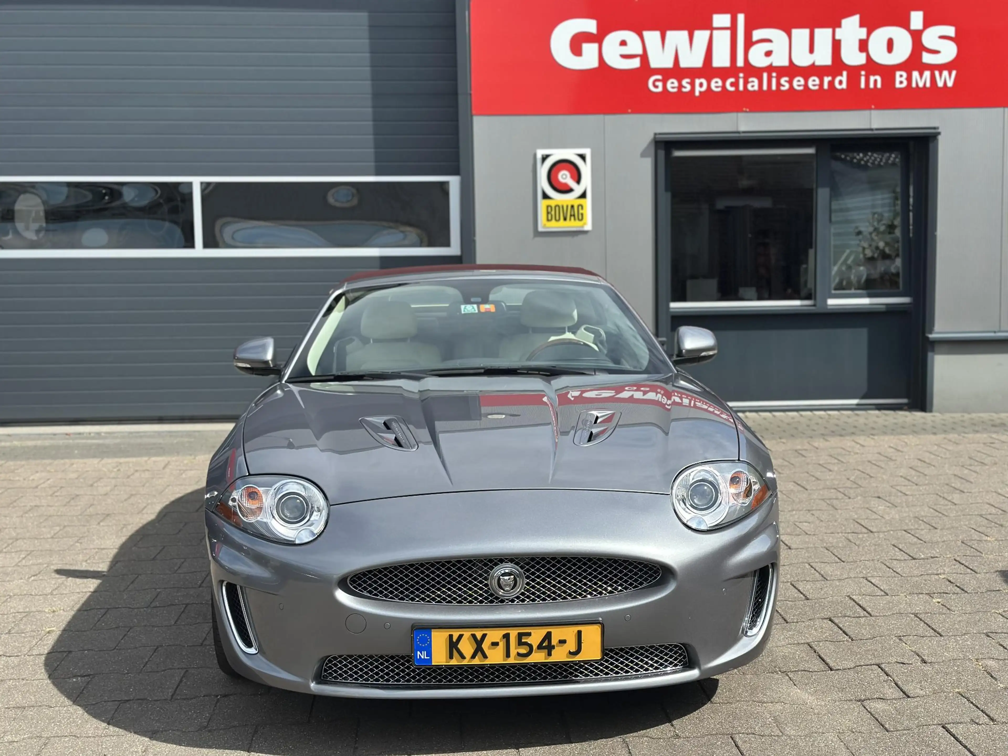 Jaguar XKR 5.0 V8 S/C Convertible — photo 27