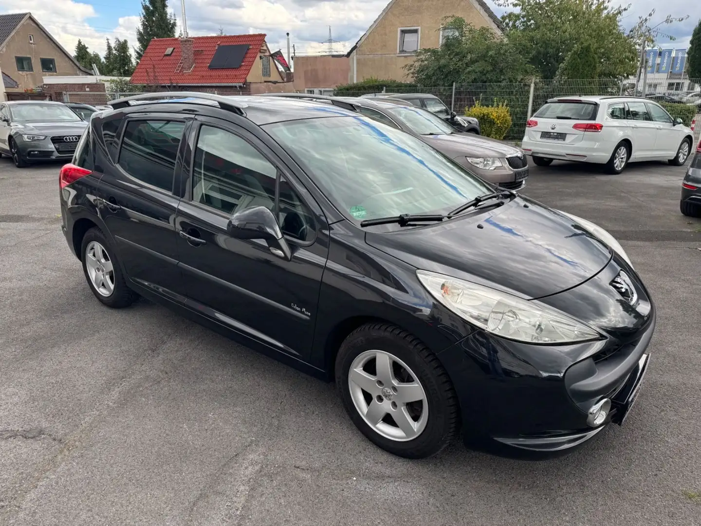 Peugeot 207 SW Urban Move Schwarz - 1