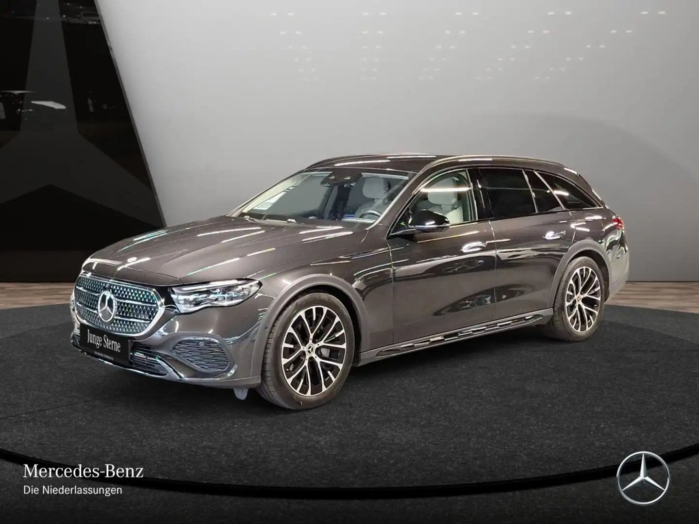Mercedes-Benz E 300 de T 4M Hybrid Avantgarde Fahrass 360° AHK Grau - 2