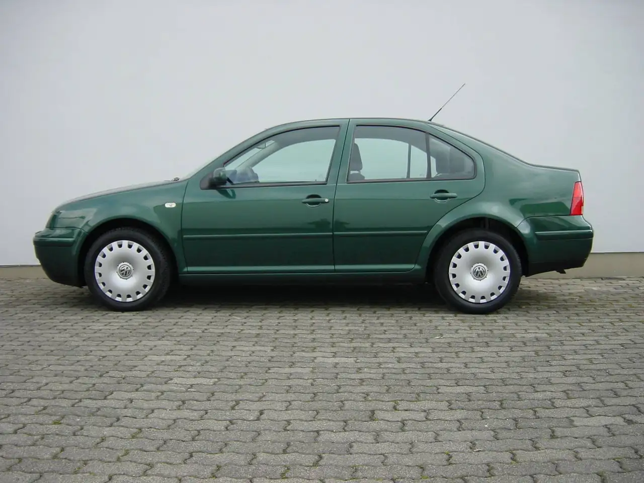 Volkswagen Bora 1.6 Comfortline 2.Hand/Klimaanlage/Sehr gepflegt, foto 2