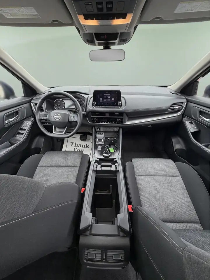 Nissan Rogue fotografie Nissan Rogue