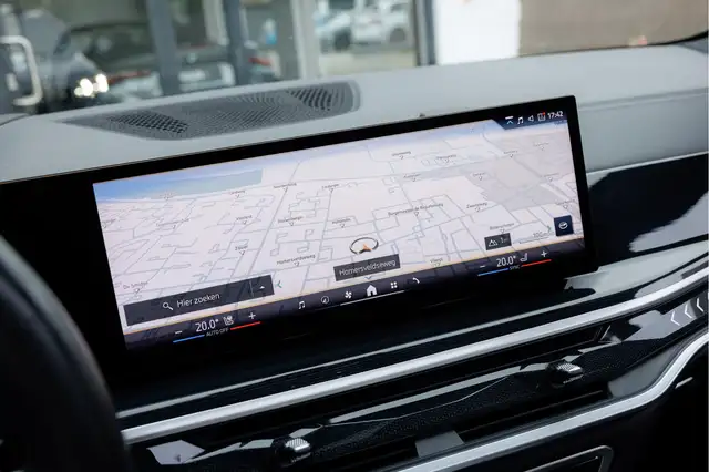 BMW X5 view 13