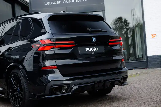 BMW X5 view 19