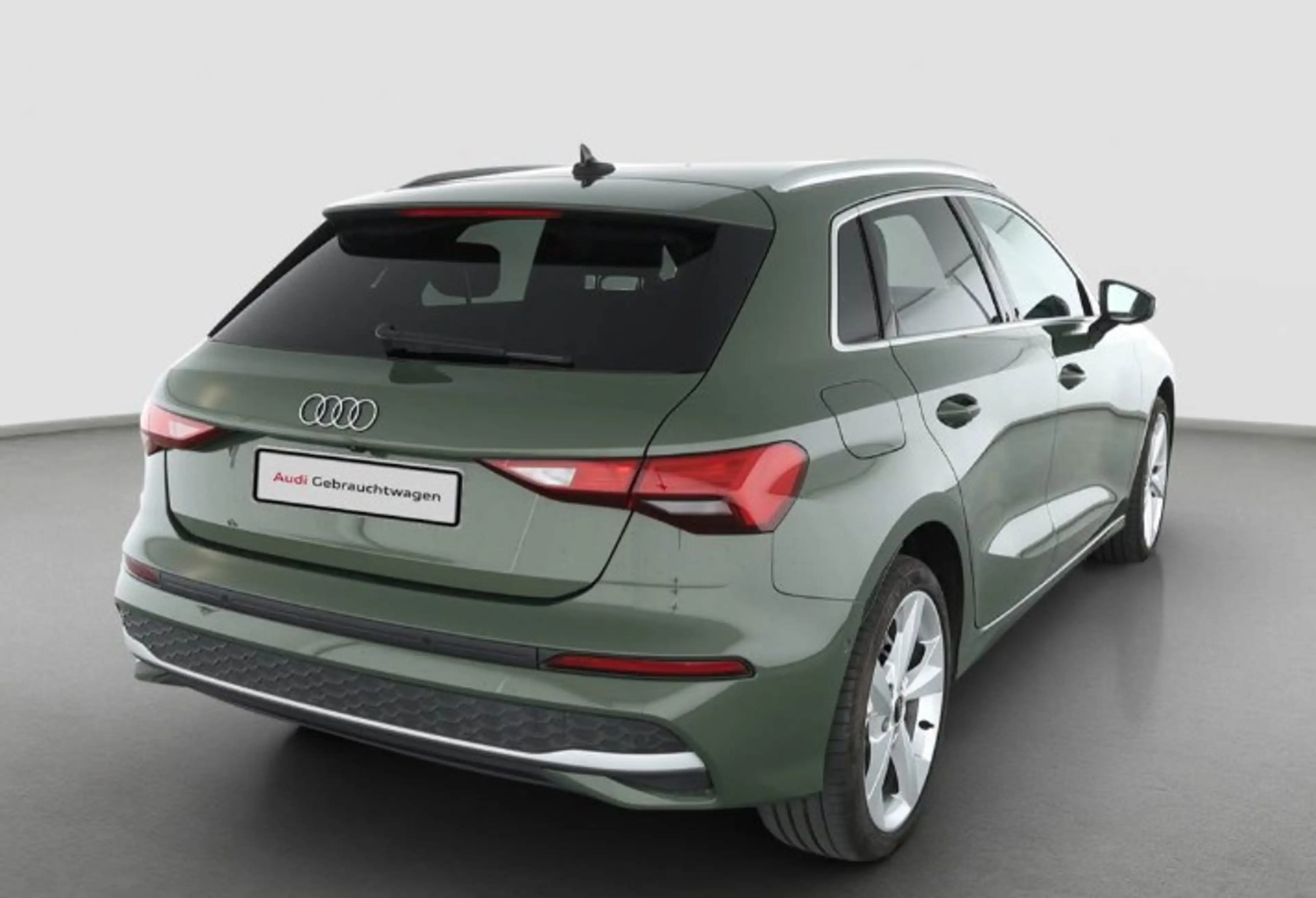 Audi A3 Advanced 30 TFSI S-tronic ACC+HUD+KAMERA+NAVI+SONO — photo 2