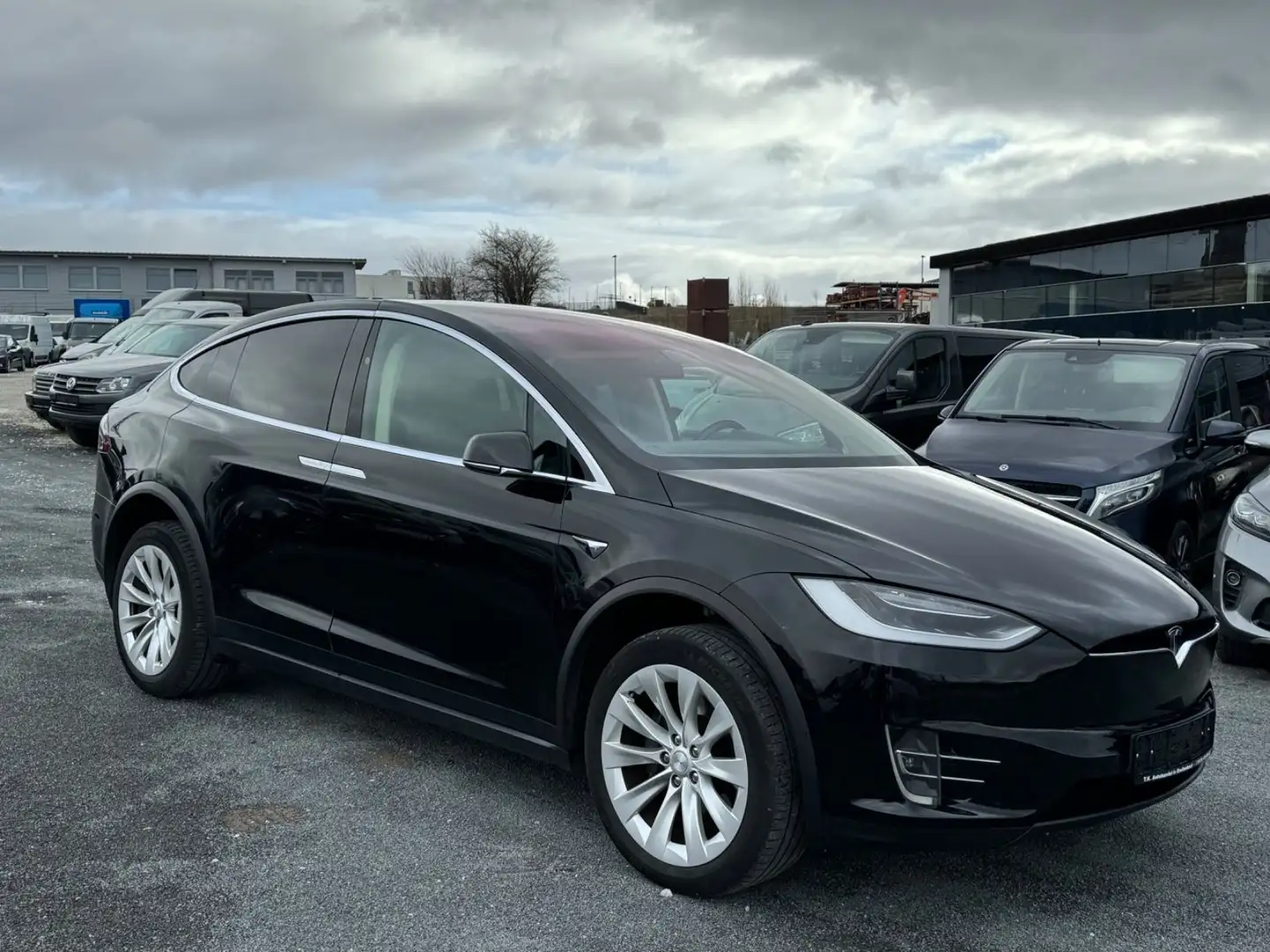 Tesla Model X 100D /NAVI/SHZ/ 7 SITZER Schwarz - 2