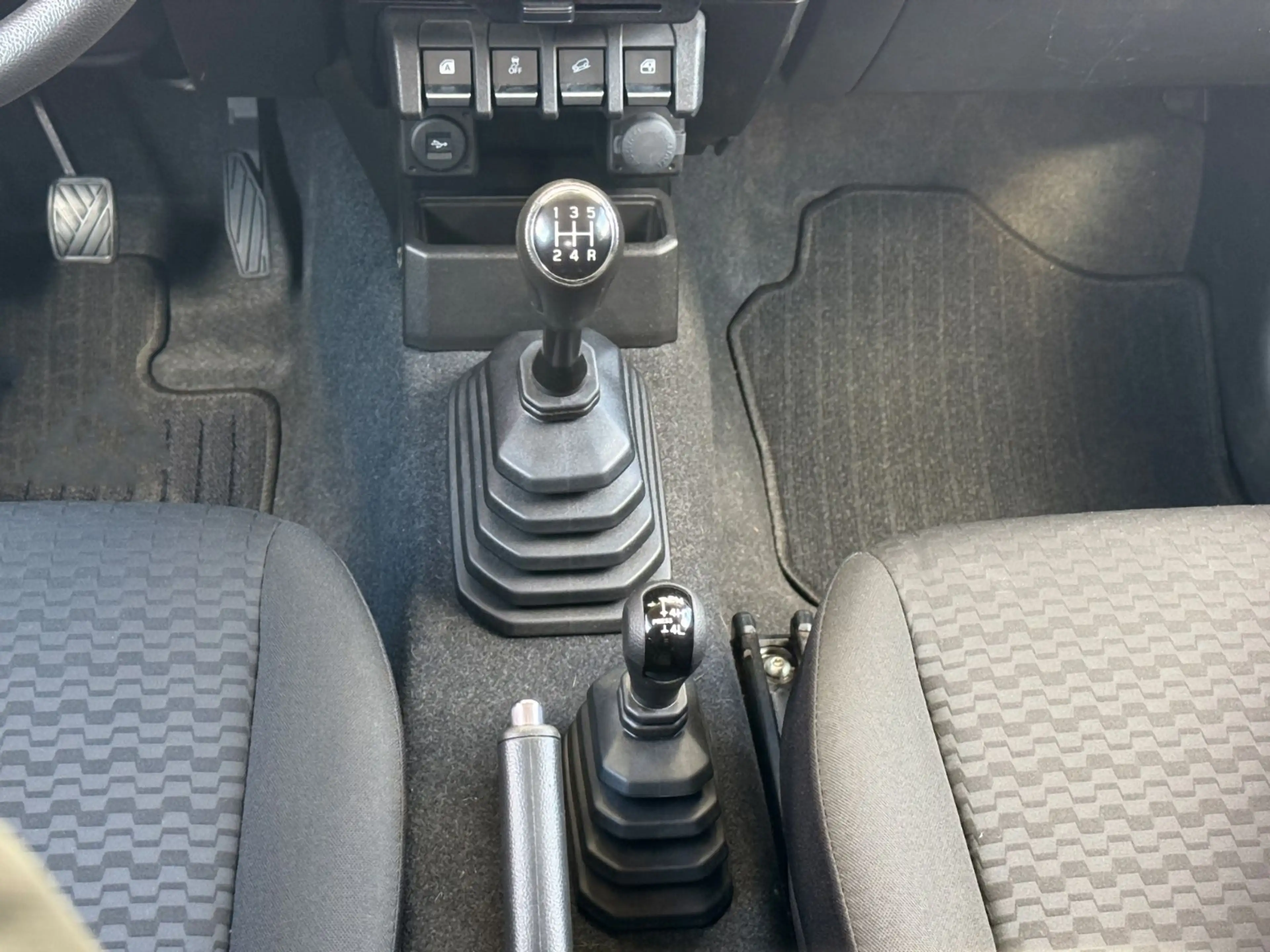 Suzuki Jimny 4x4 AHK 2023 Service Neu TOP — photo 12