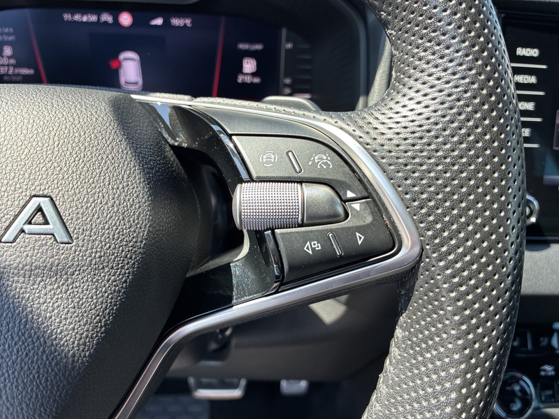 Skoda Karoq 4x4 Sportline TDI DSG — photo 15