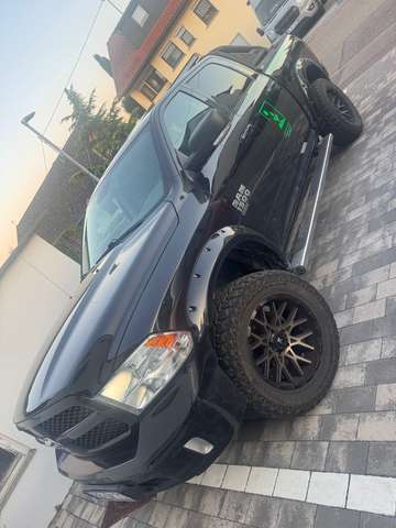 Imagine Dodge RAM 1500 Classic